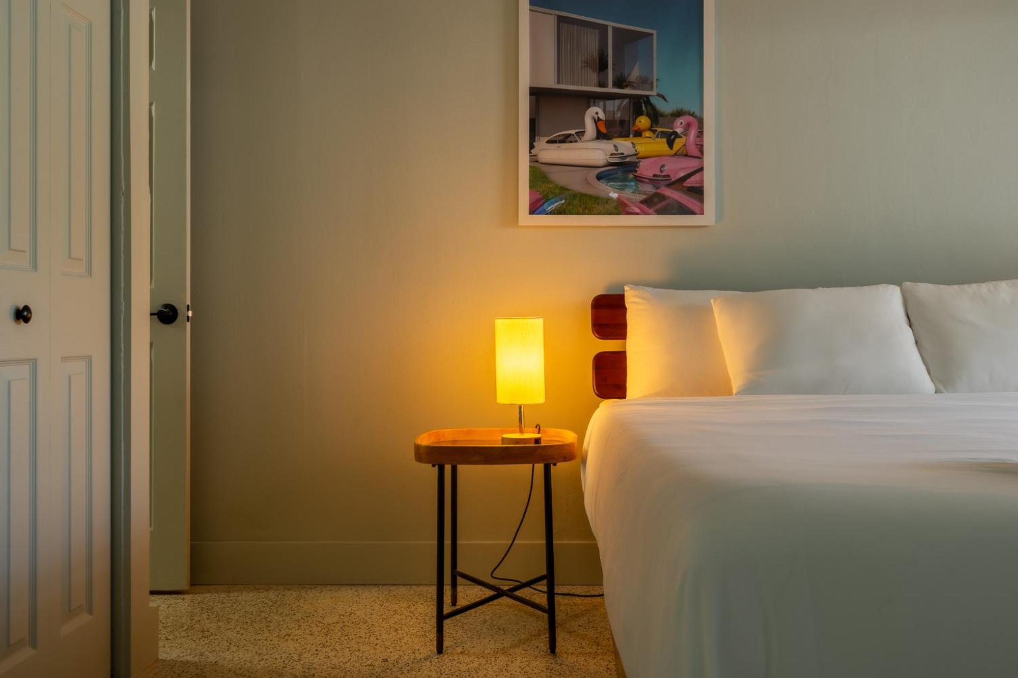 Tropical Breeze Apartment Clearwater Beach