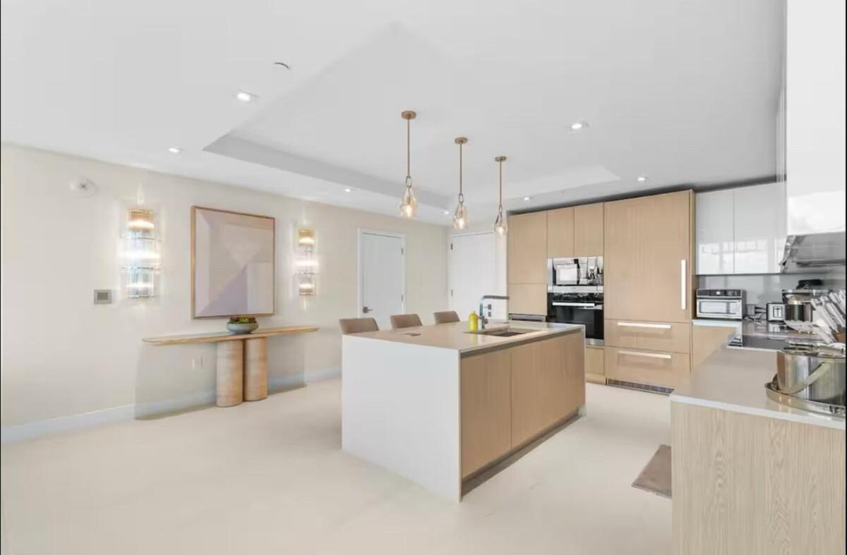 Apartment 2br 2ba Luxury Beachfront At Wellness Amrit