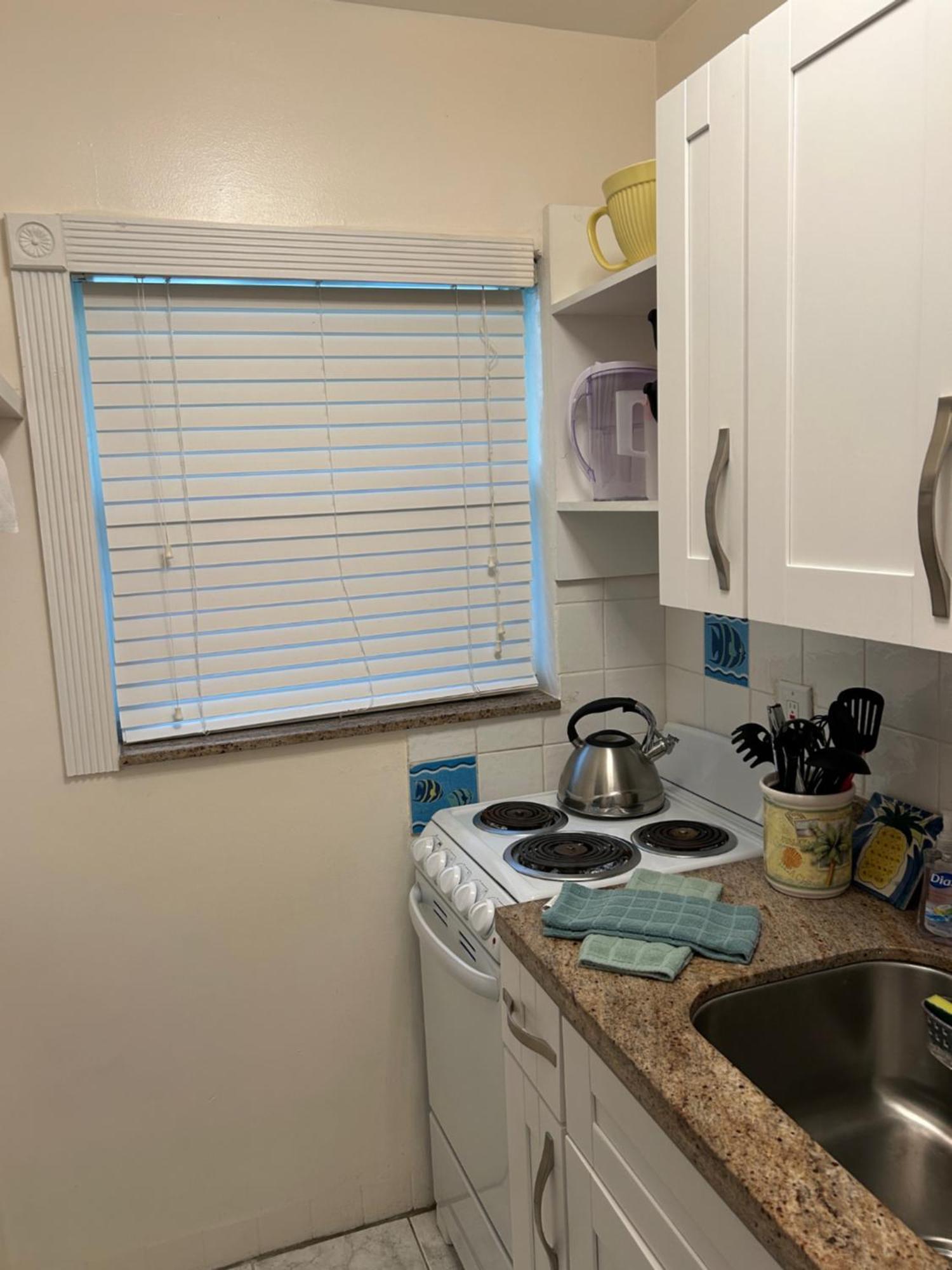 Bahama Club Pompano - Lauderdale - Charming And Cozy & Close To With Pool