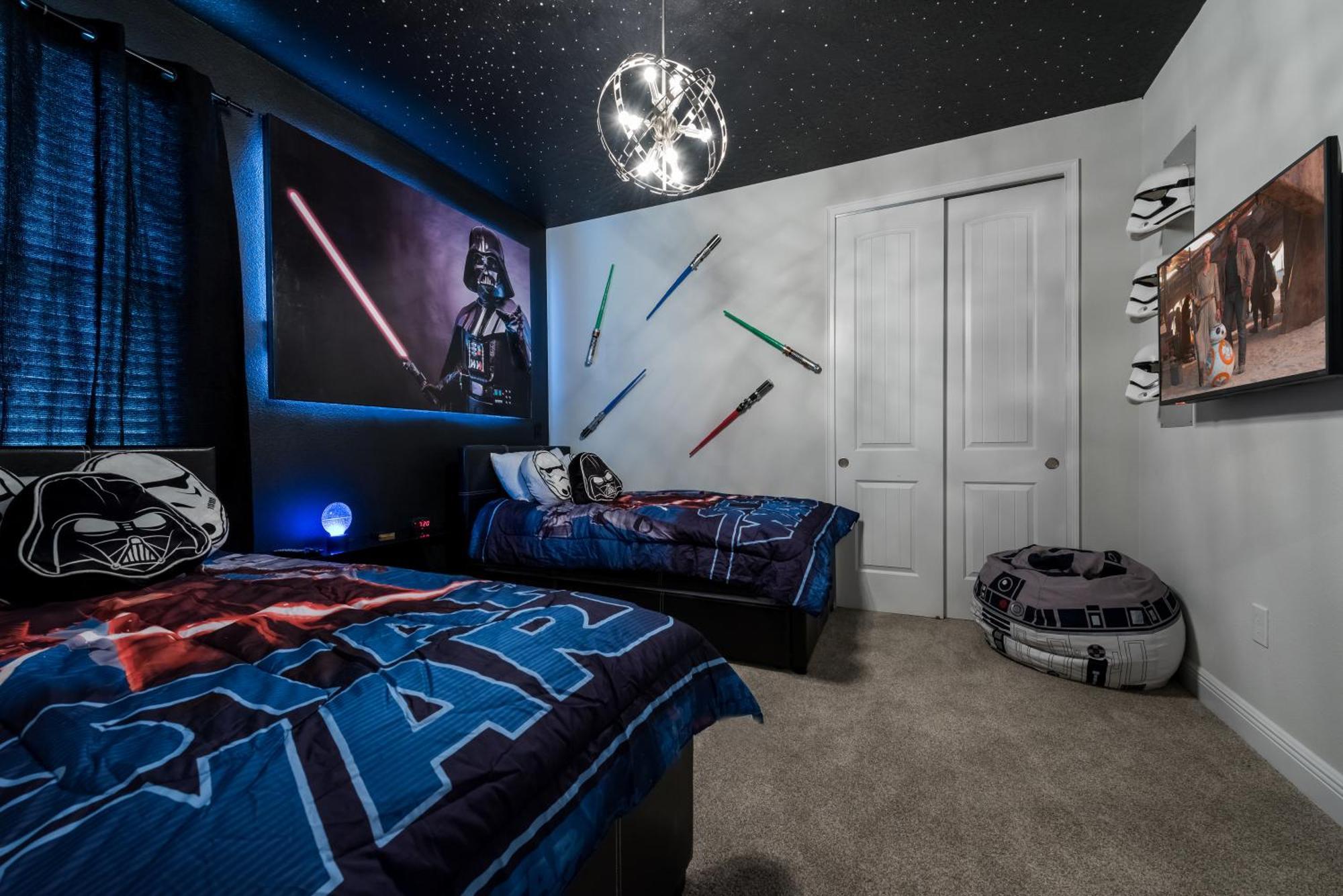 Exquisite Near Themed & Theater By Rentyl - 7736f Orlando