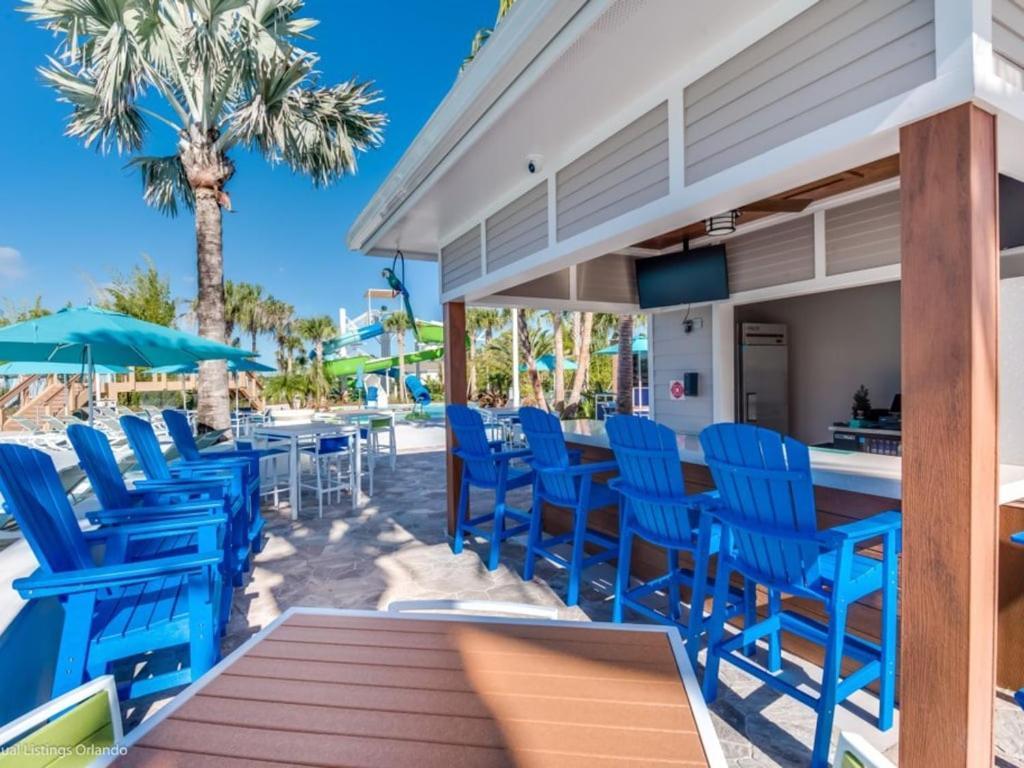 4058 La - Windsor Paradise Escape *