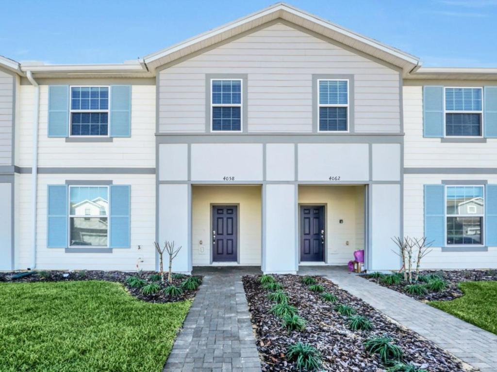 4058 La - Windsor Paradise Escape Davenport