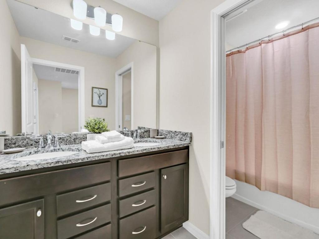 4058 La - Windsor Paradise Escape *