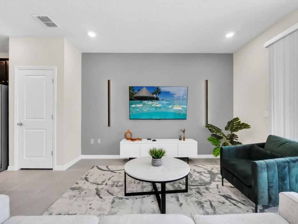 4058 La - Windsor Paradise Escape Davenport