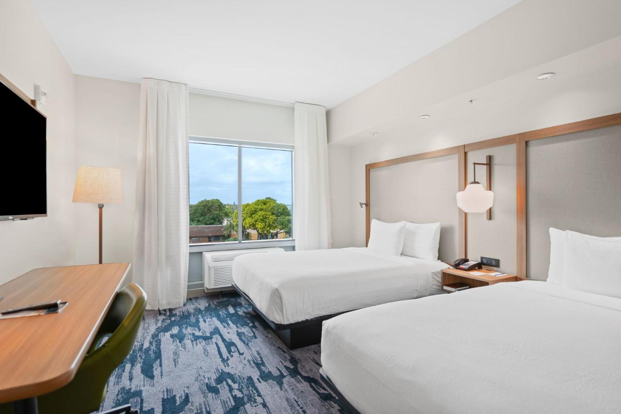 Fairfield & Lauderdale Airport & Cruise Port Hotel 3*