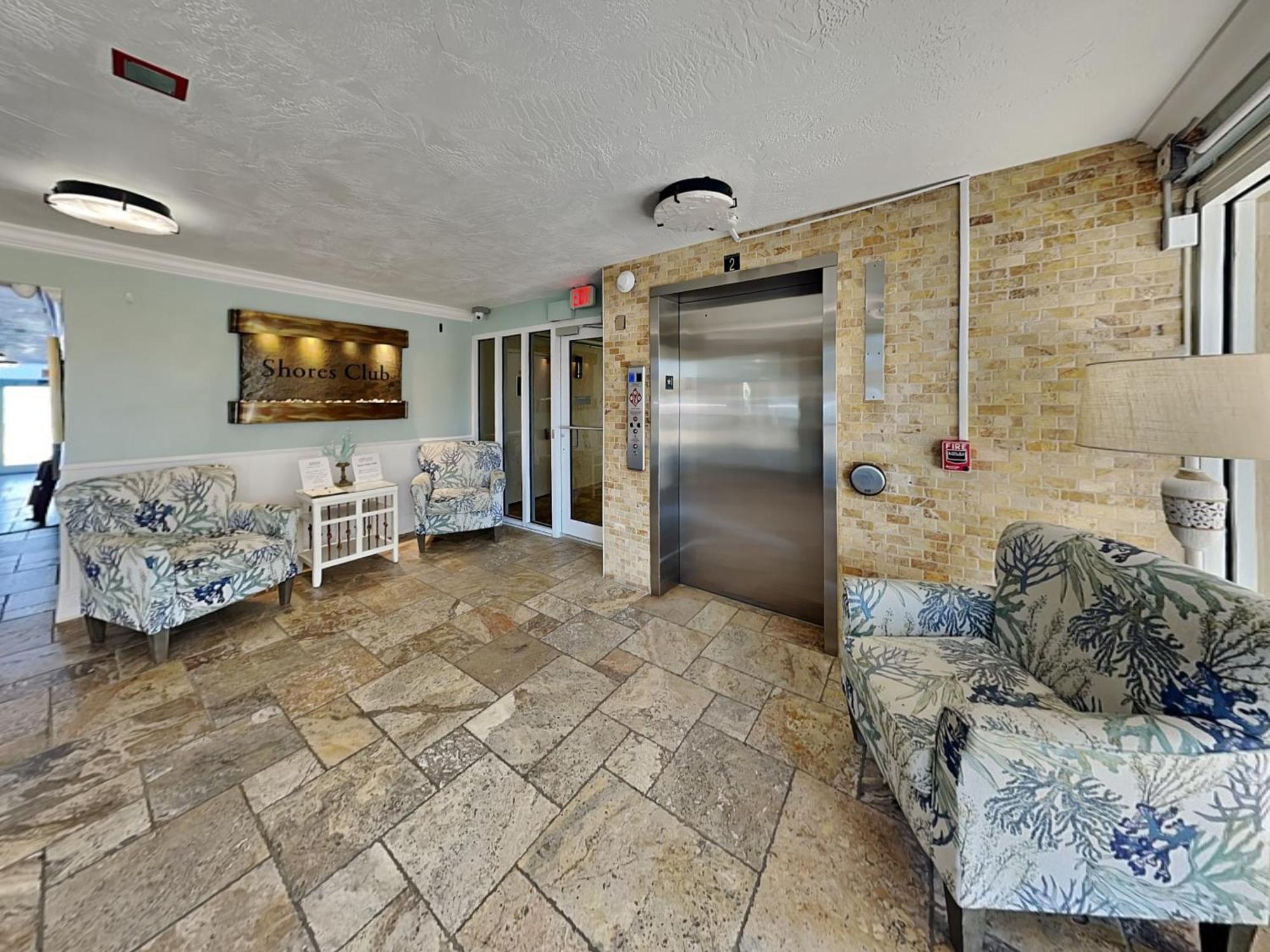 Shores Club 505 *