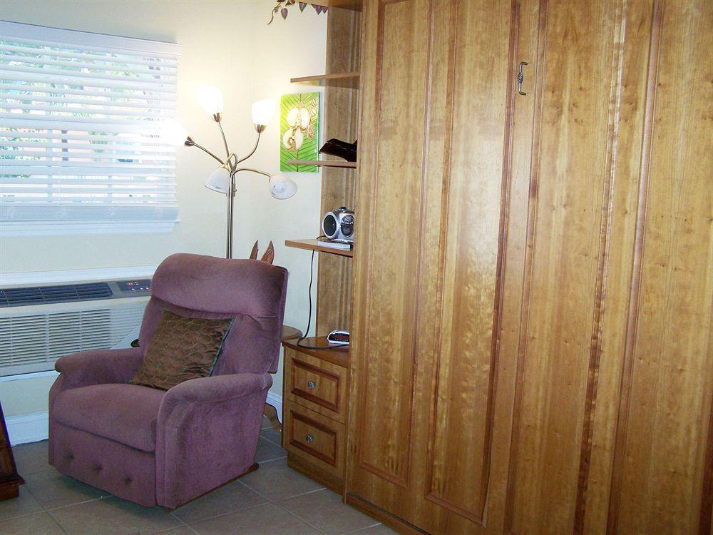 Aparthotel Blue Waters Treasure Island