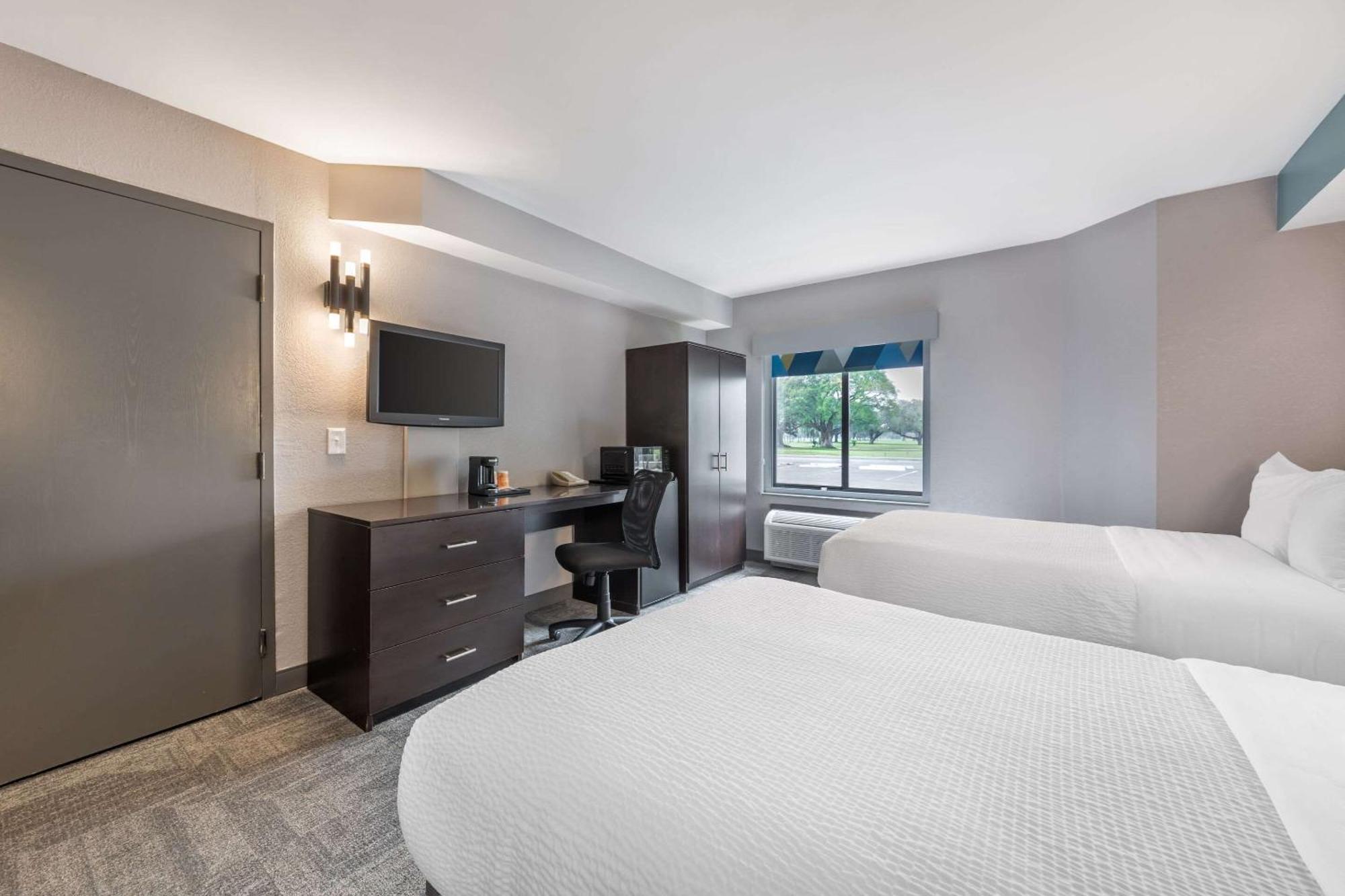 Inn Sleep Miami Airport 2*
