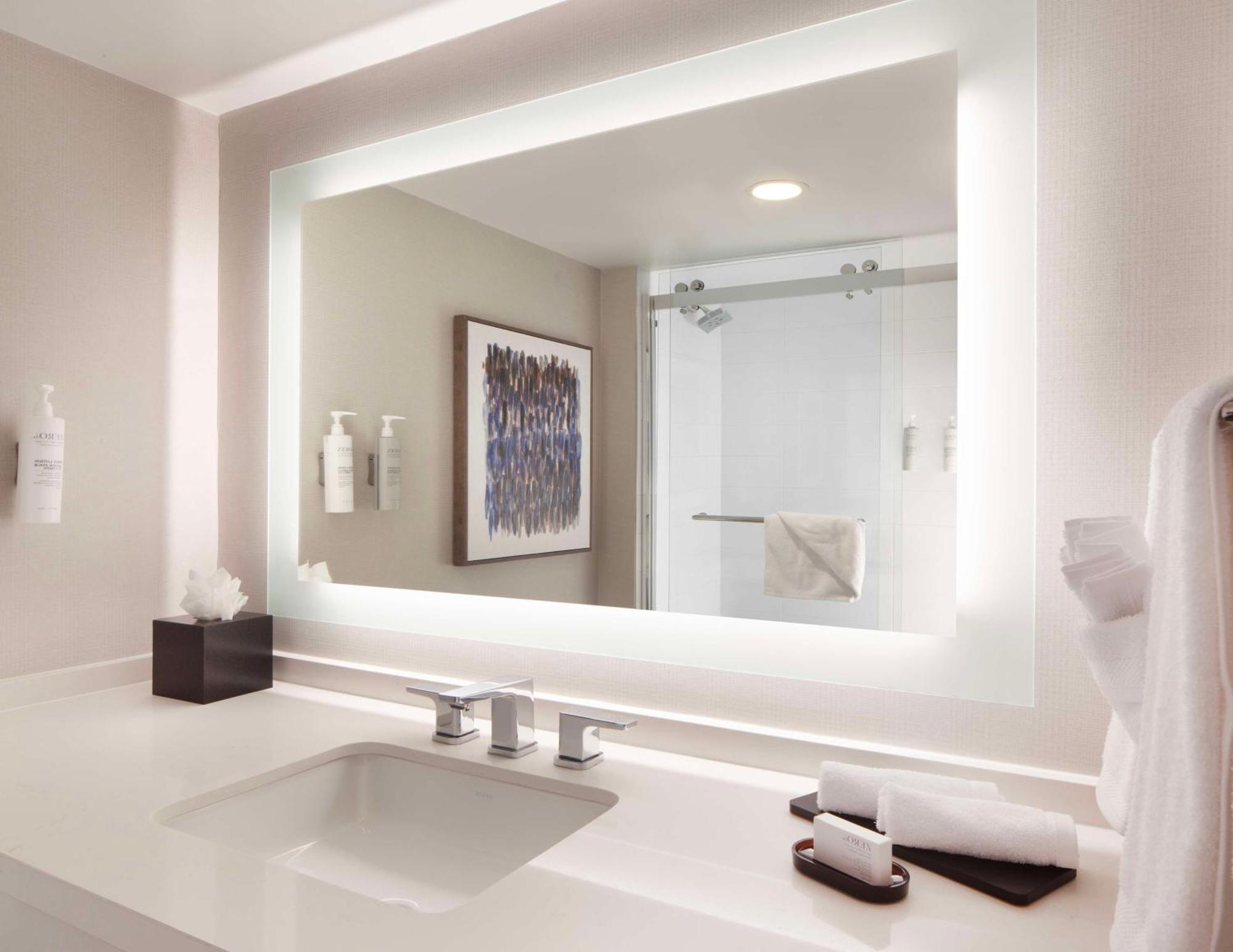 Embassy By Hilton Palm Gardens Pga Boulevard Hotel 4*