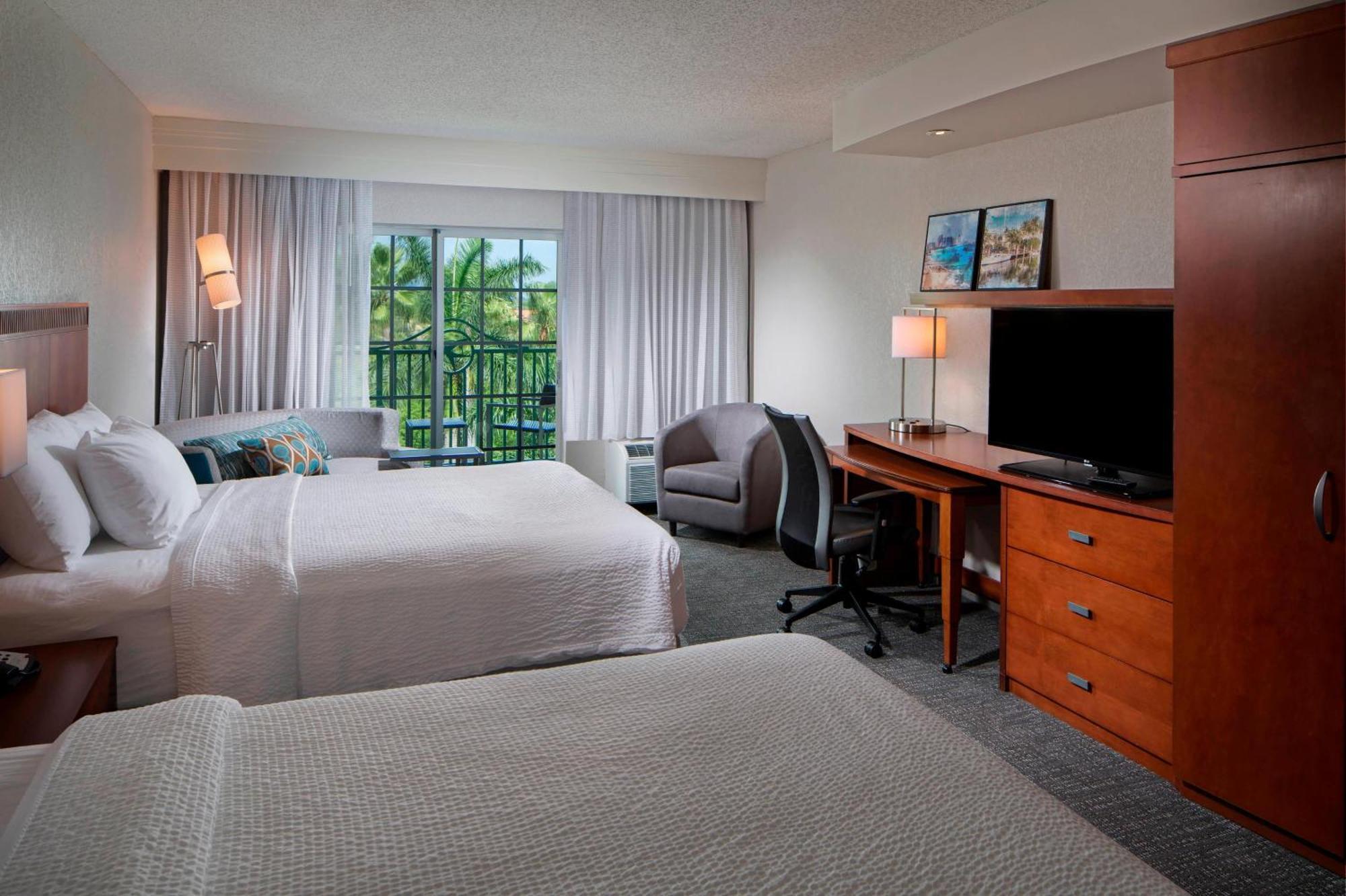 Courtyard By Marriott Lauderdale Airport & Cruise Port Hotel 3*