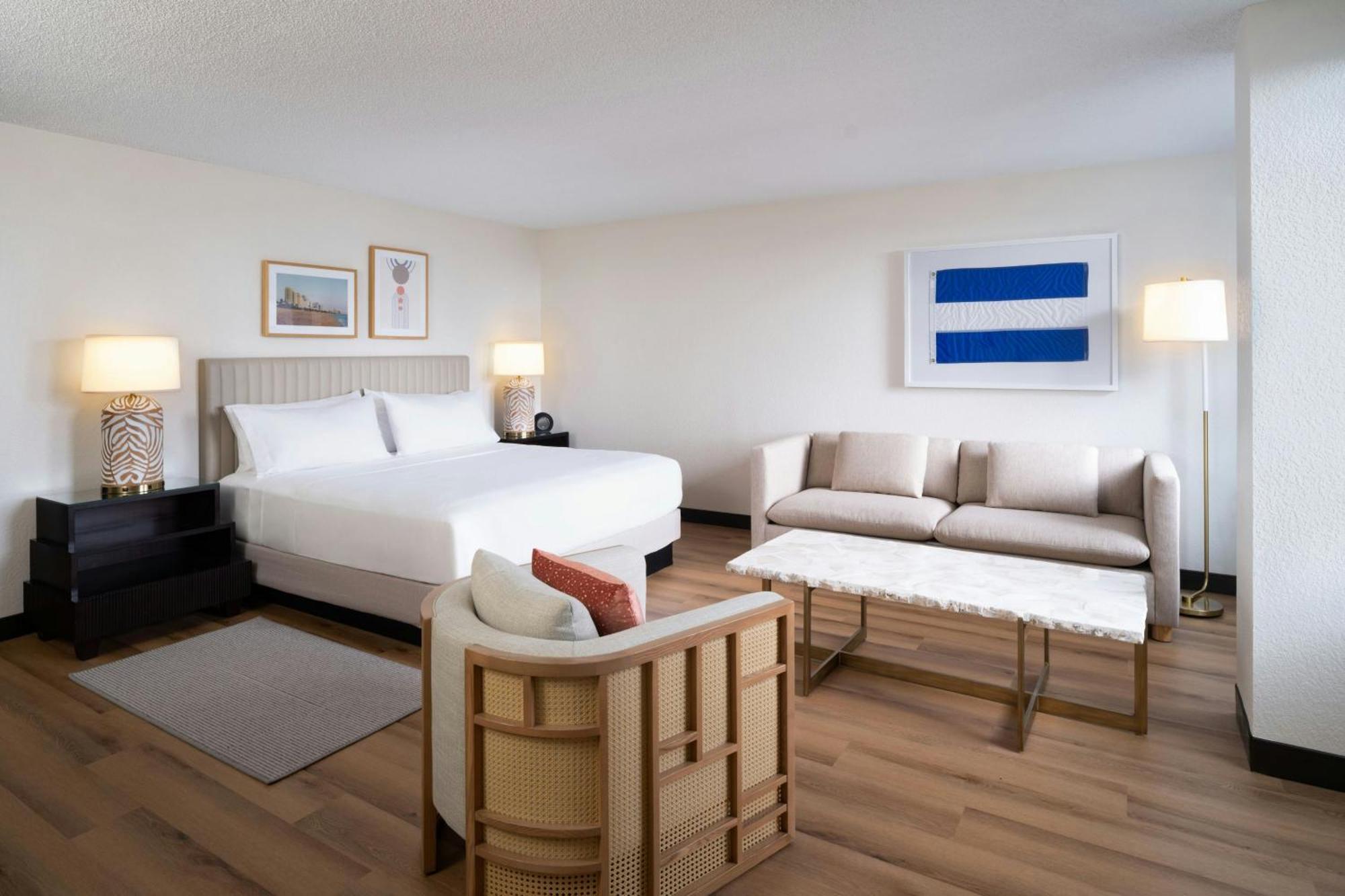 Hotel Renaissance Lauderdale Cruise Port