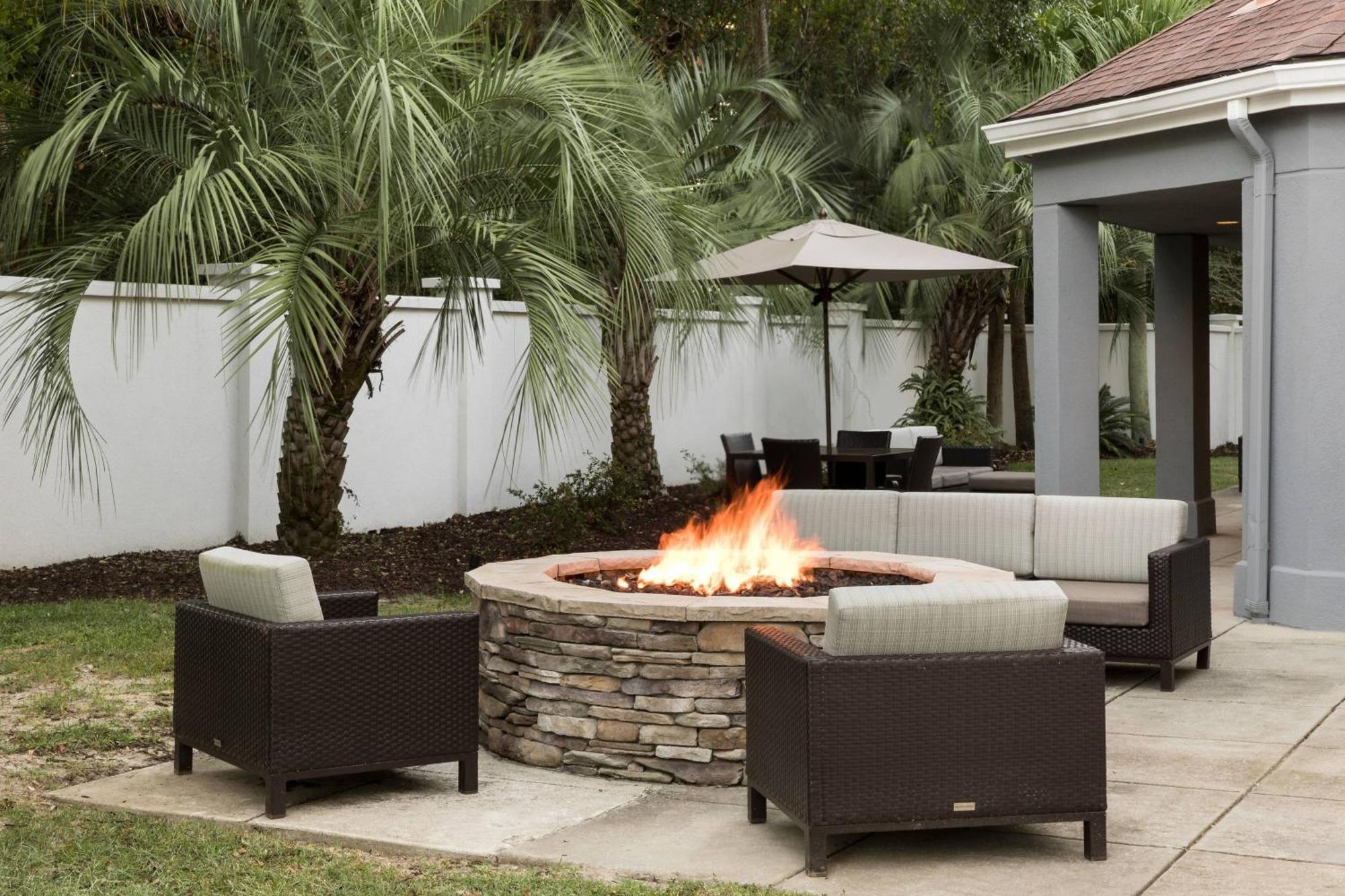 Courtyard By Marriott Hotel Pensacola