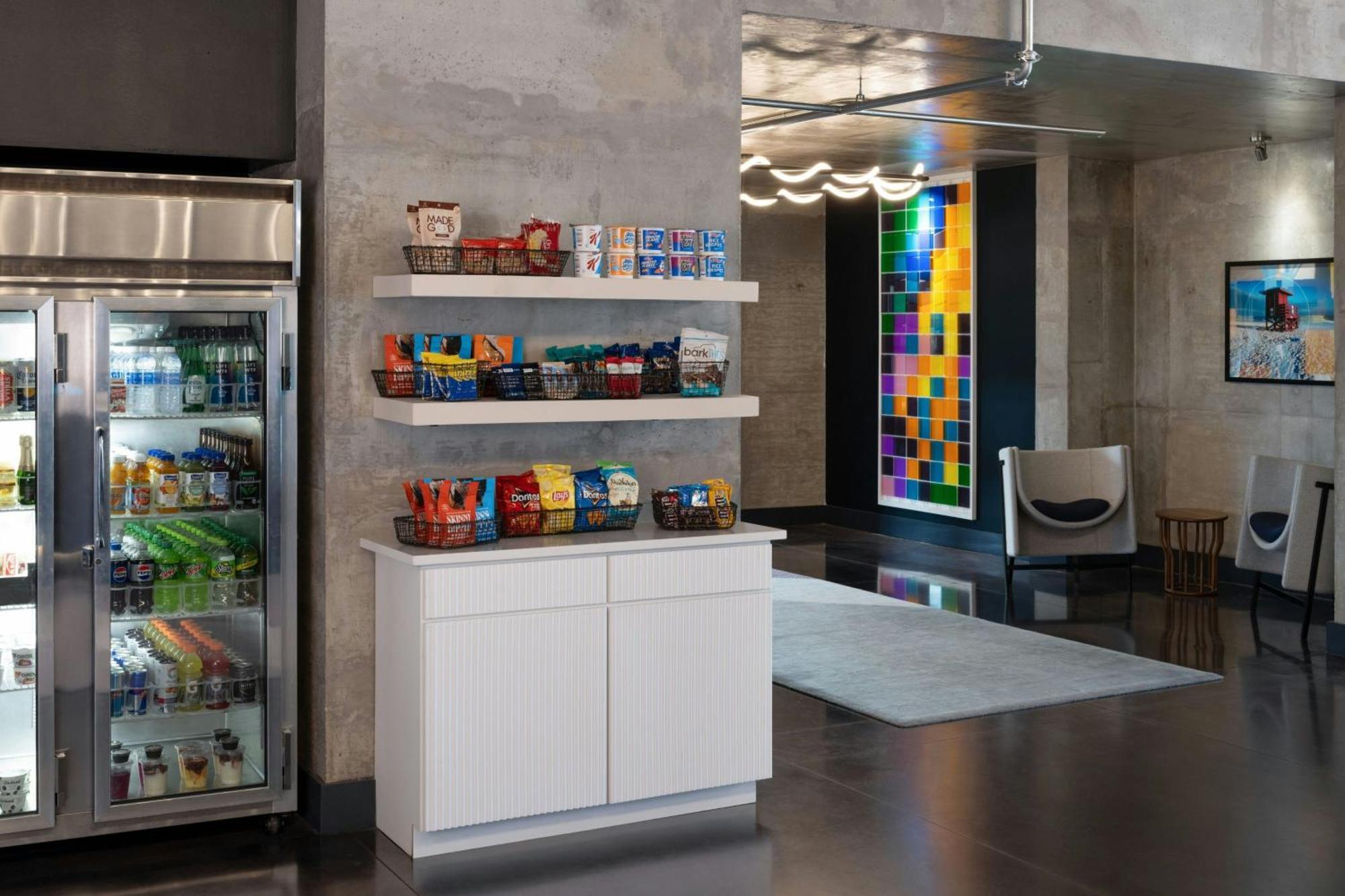 Aloft Hotel 4*