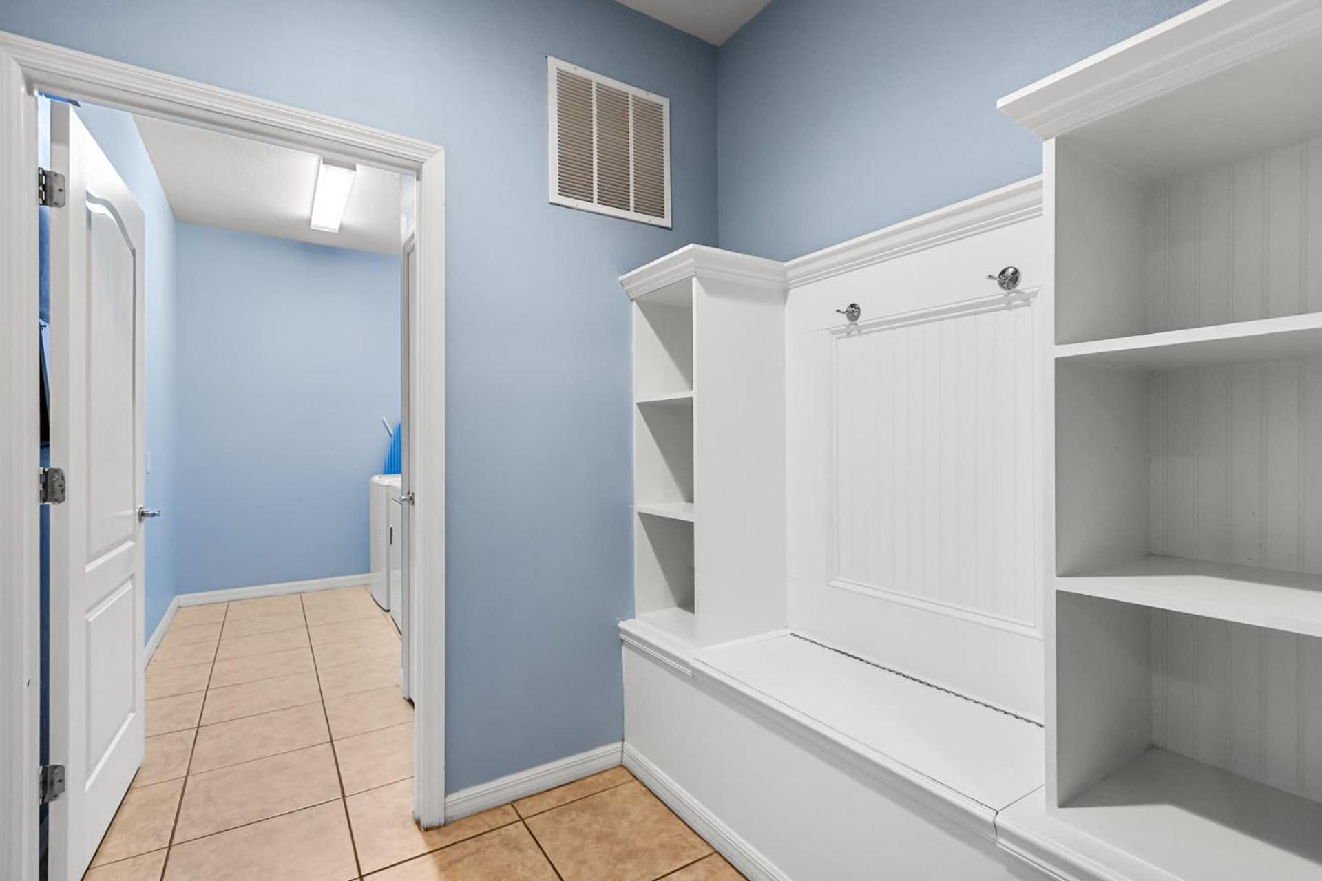 Holiday home Upstay - 20 Guest Mansion W The Amenities *