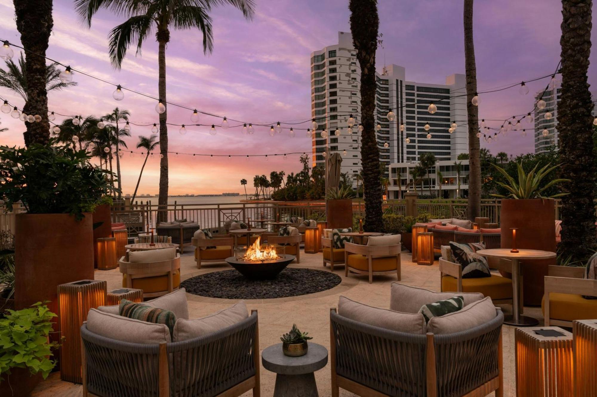 Hotel The Ritz-carlton, 5*