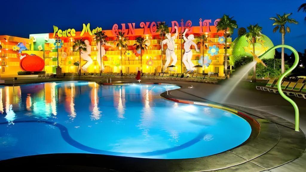 Disney's Pop Century Resort 3*