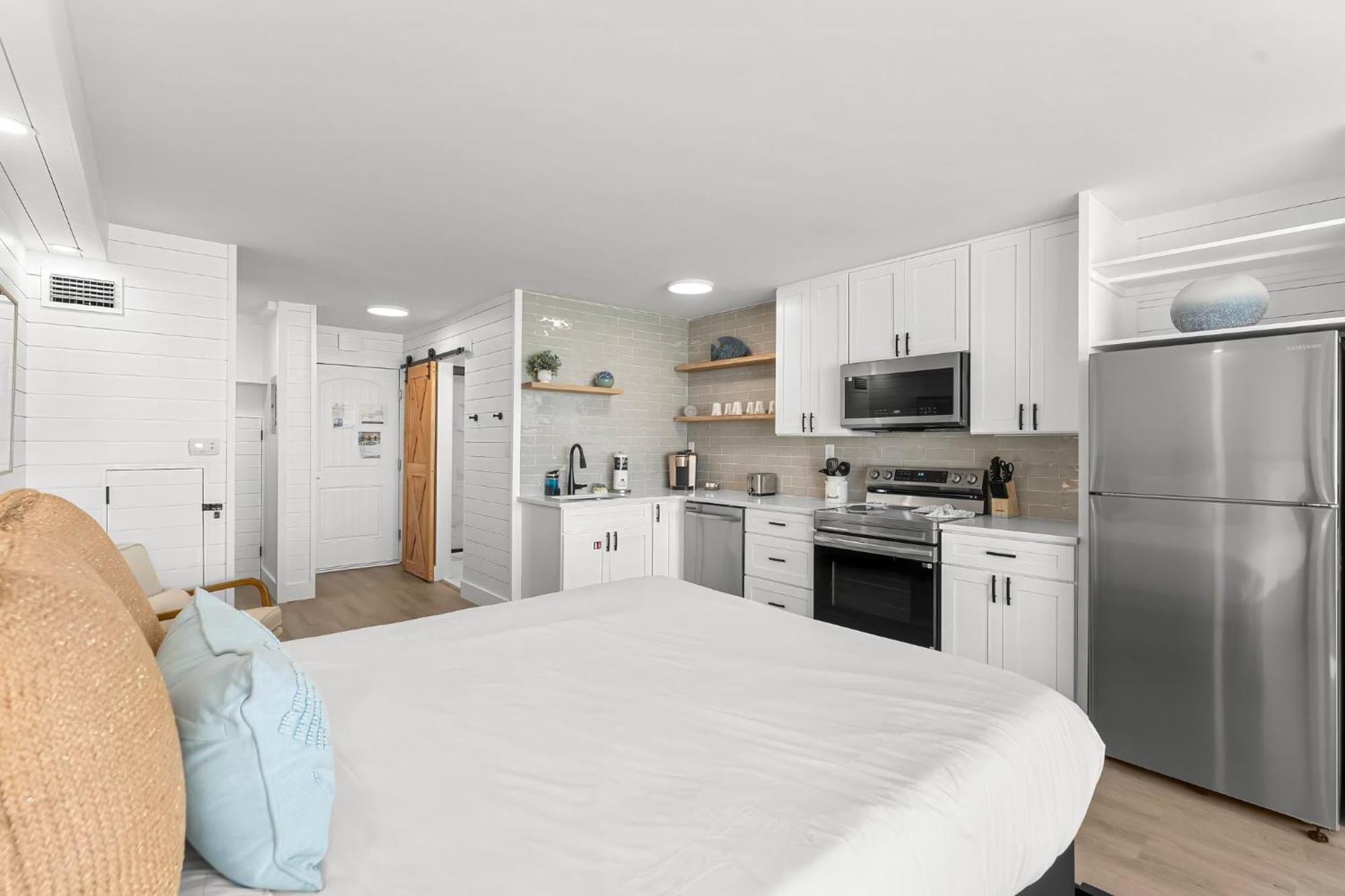 Fantastic Fully Renovated Front - Incredible View - Of The Gulf 523 Holiday home