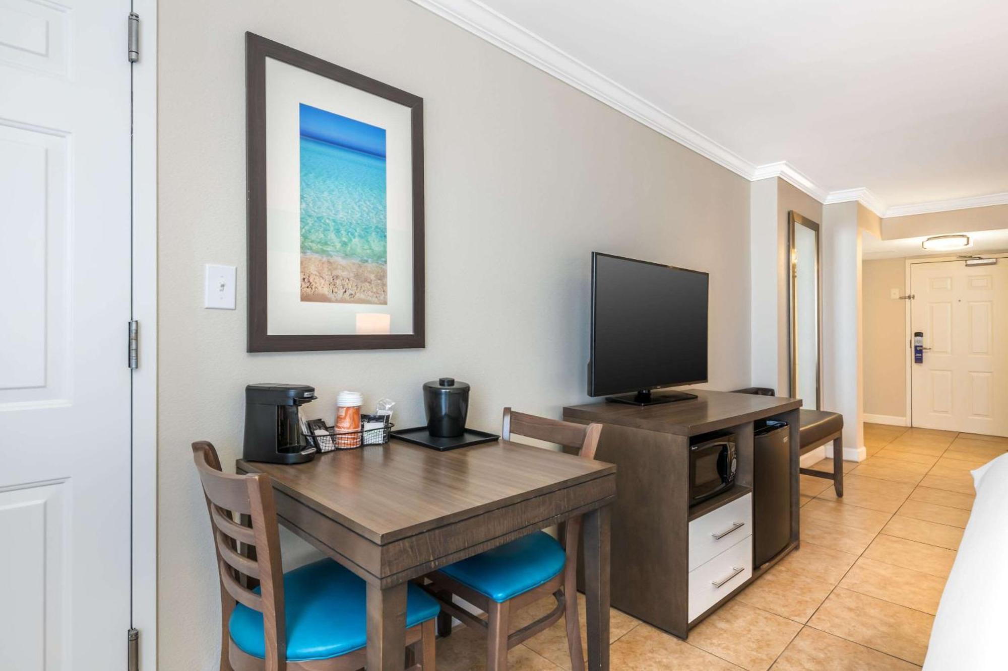 Comfort & Daytona Oceanfront