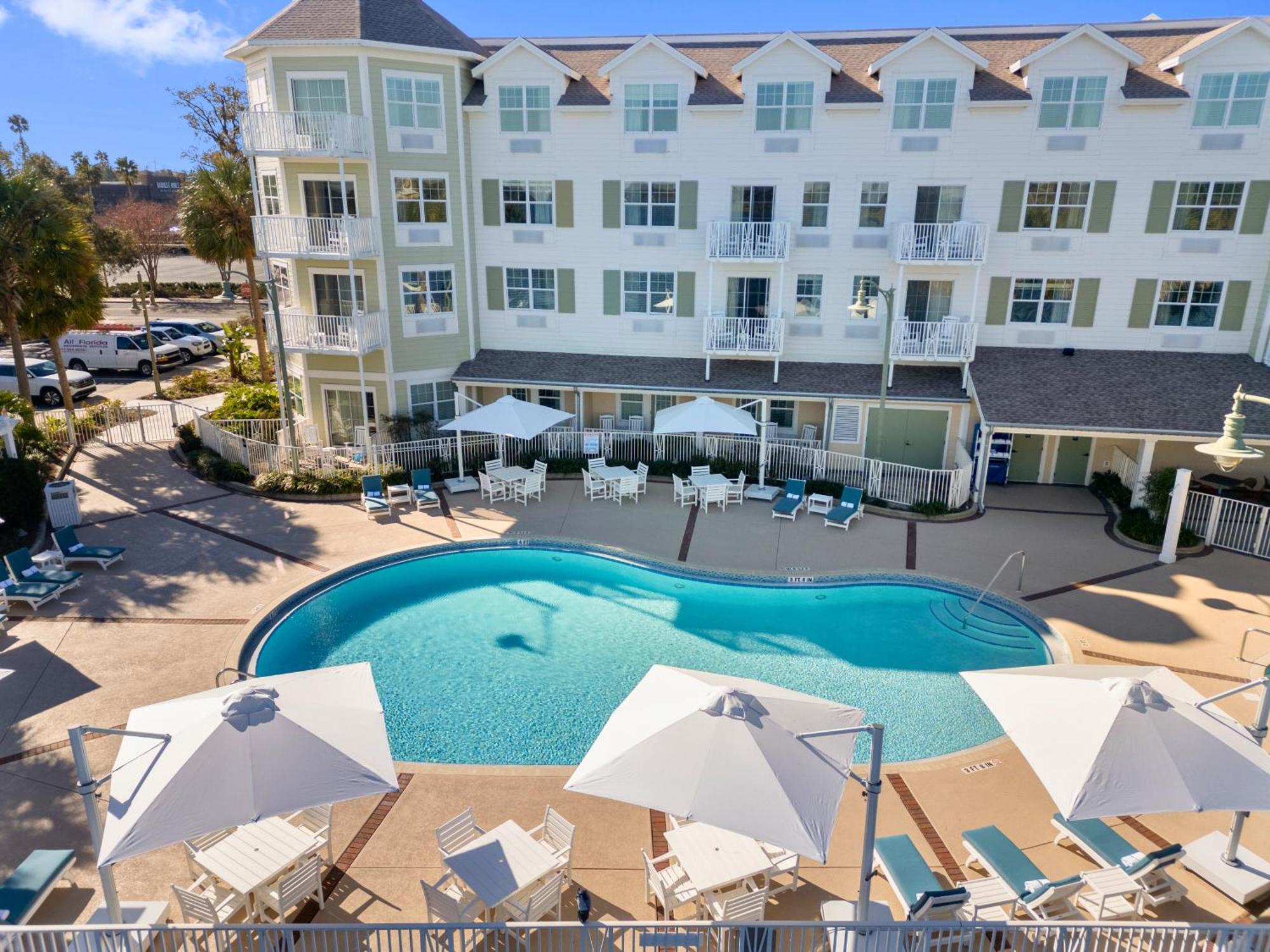 The Waterfront Hotel