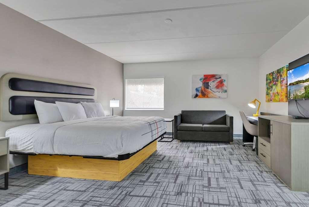 La Quinta & By Wyndham Mandarin 3*