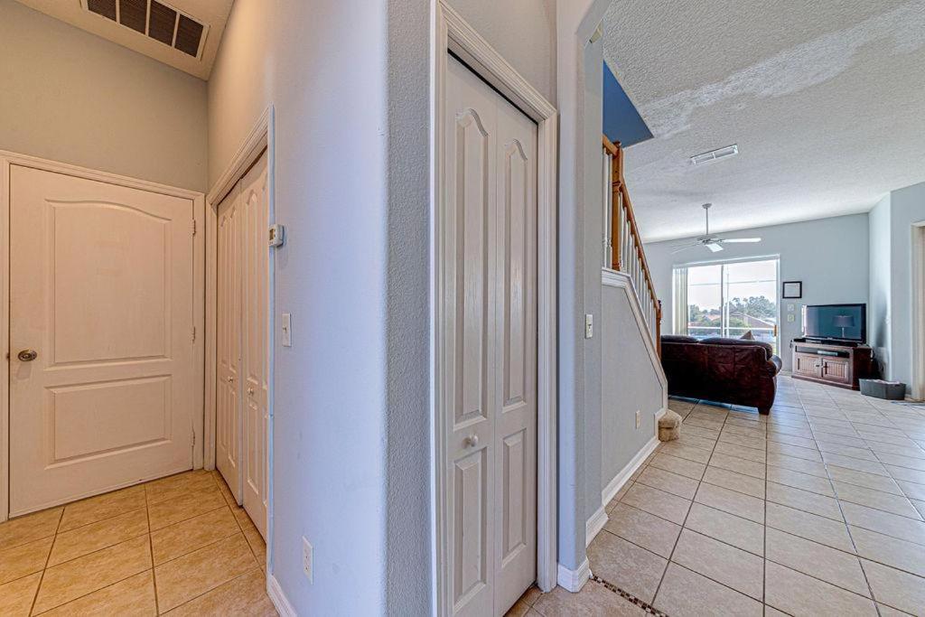 Newly Renovated Courtyard Villa