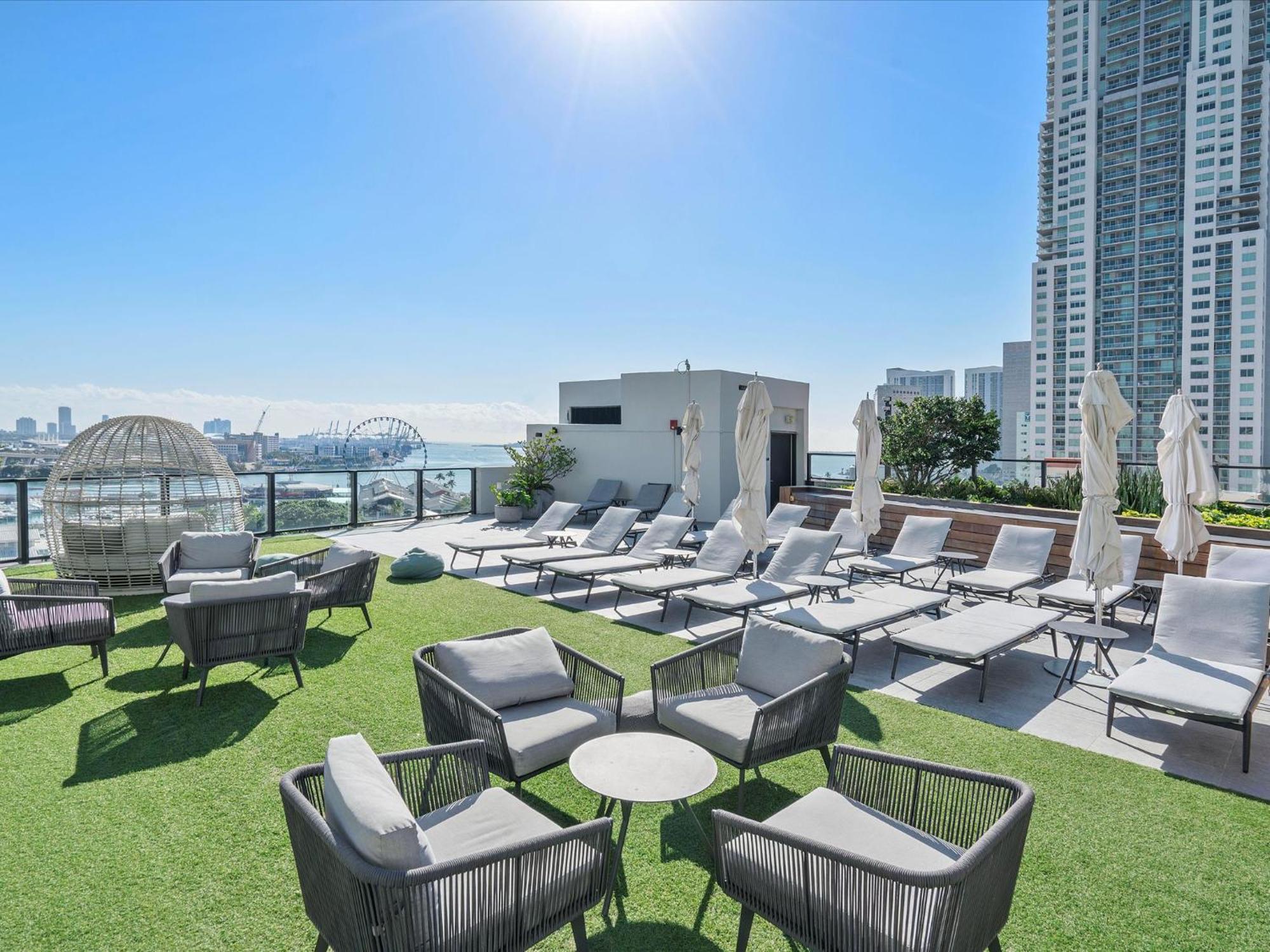 Downtown By Vacation Apartment *