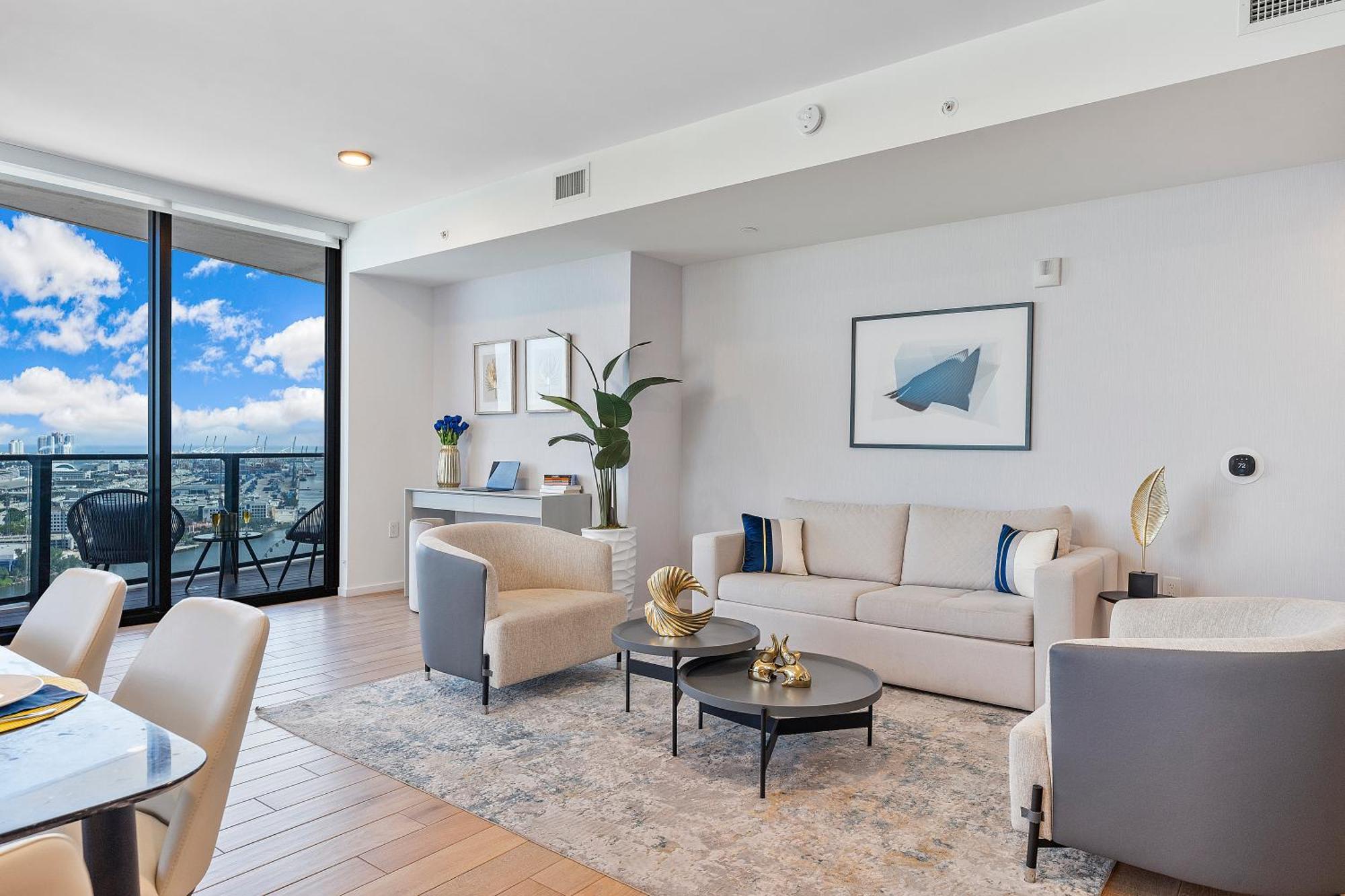 Apartment Downtown By Vacation *