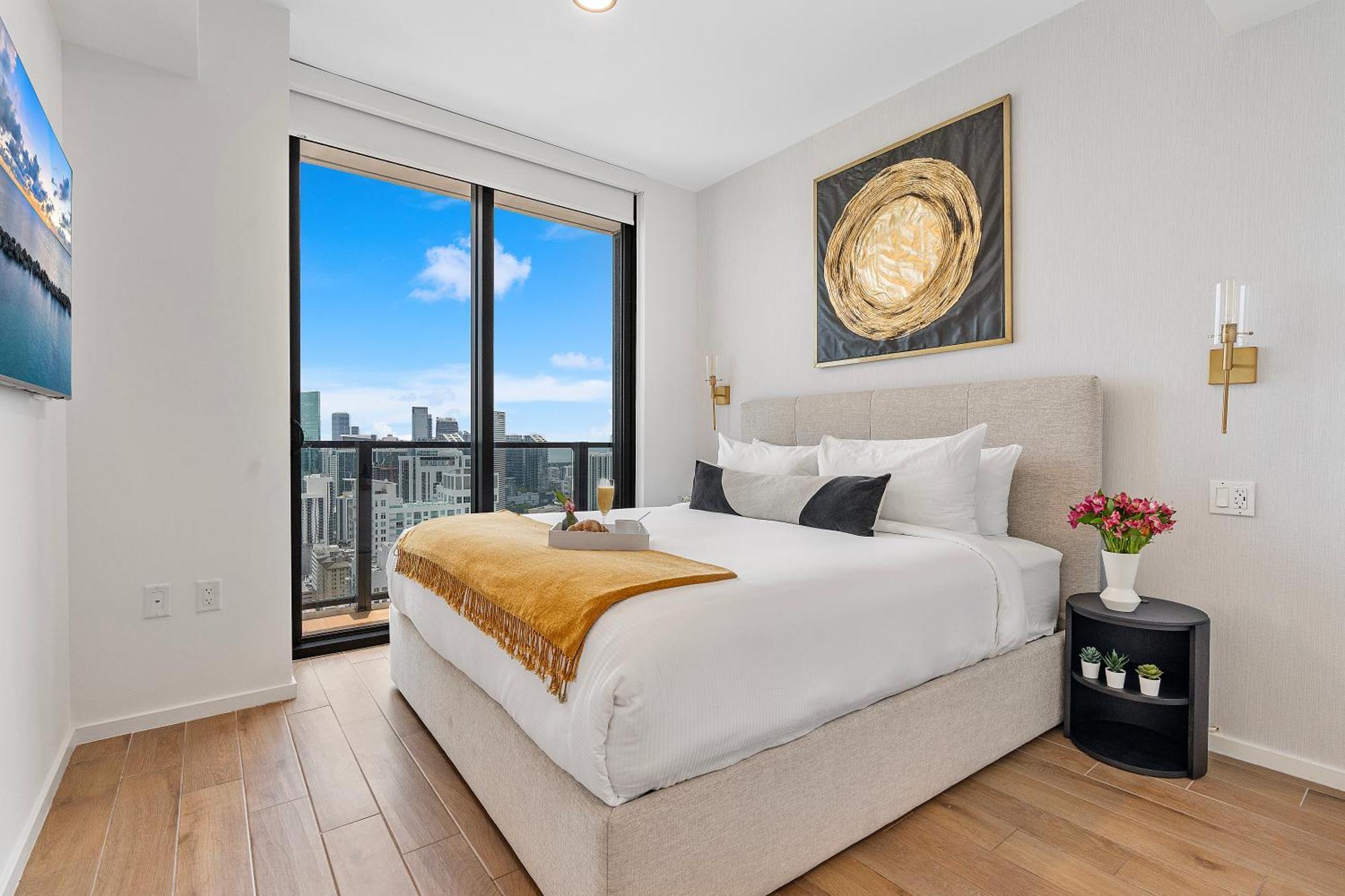 Downtown By Vacation Apartment