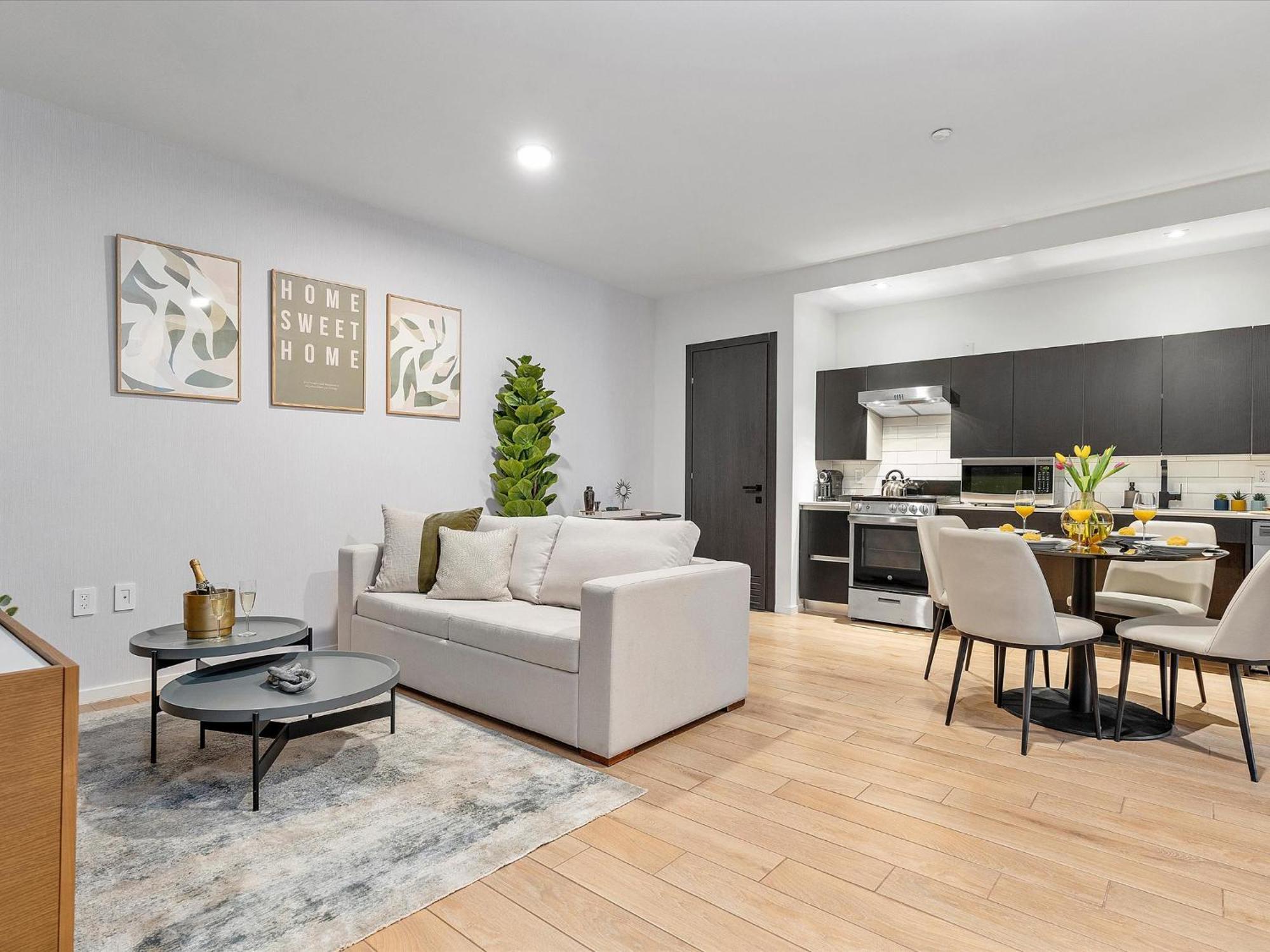 Apartment Downtown By Vacation *