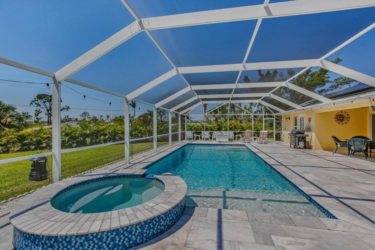 Pool&spa In Paradise Ii Holiday home