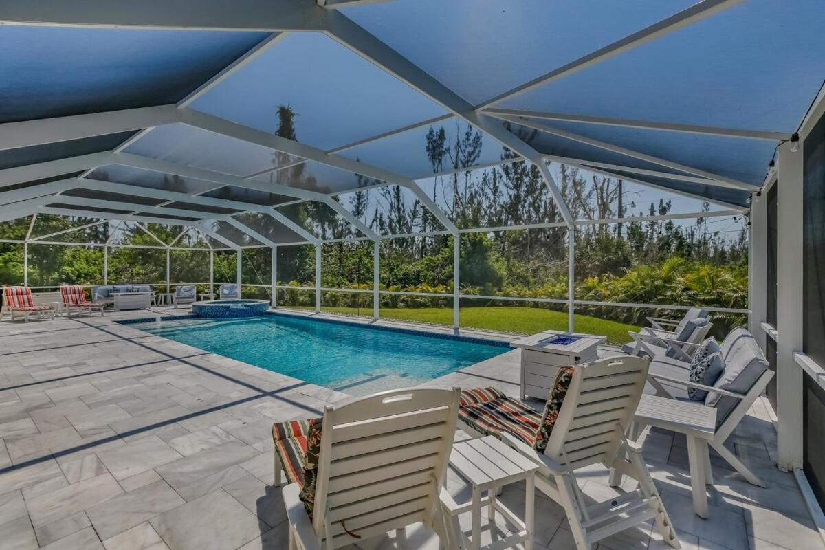 Pool&spa In Paradise Ii Holiday home Bokeelia