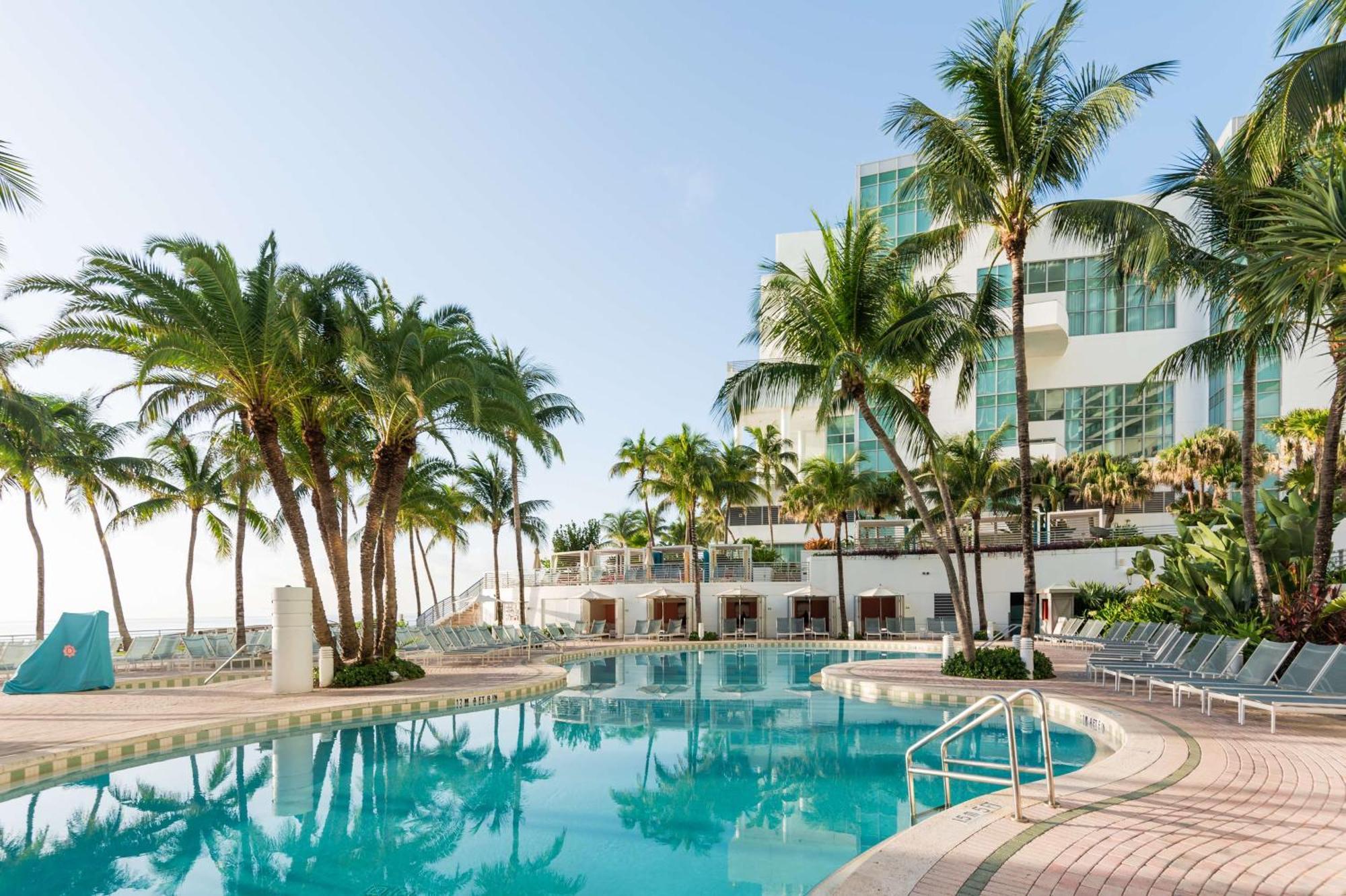 Resort The Diplomat Hollywood, Curio Collection By Hilton
