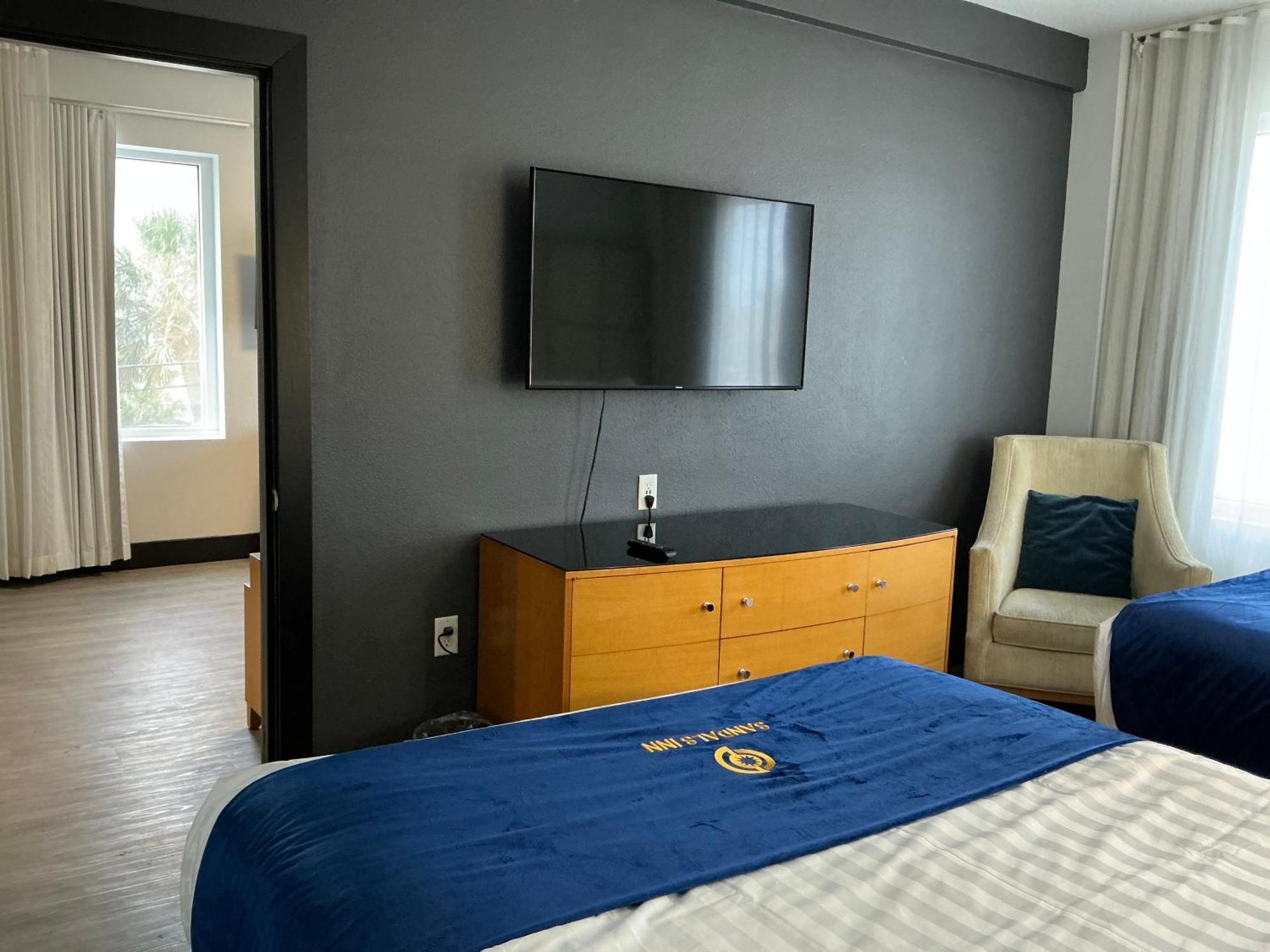 Hotel Streamline In