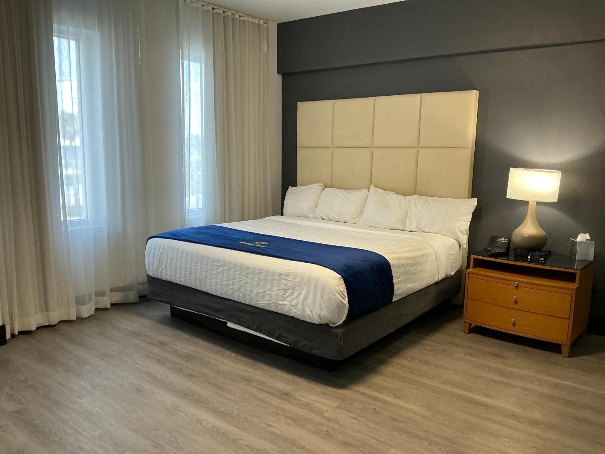 Streamline In Hotel 4*