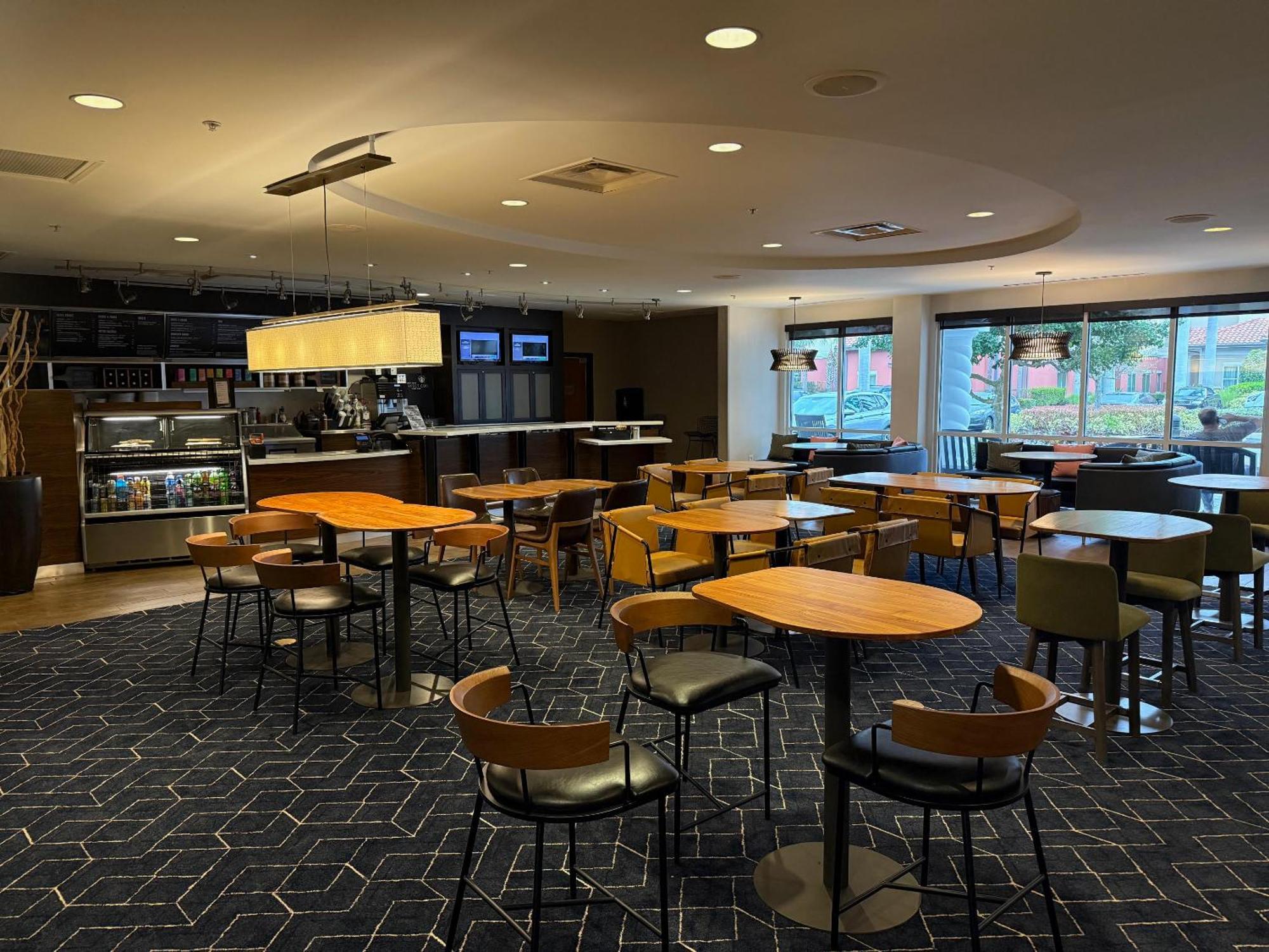 Courtyard Myers At I-75 And Gulf Coast Town Center 3* Estero