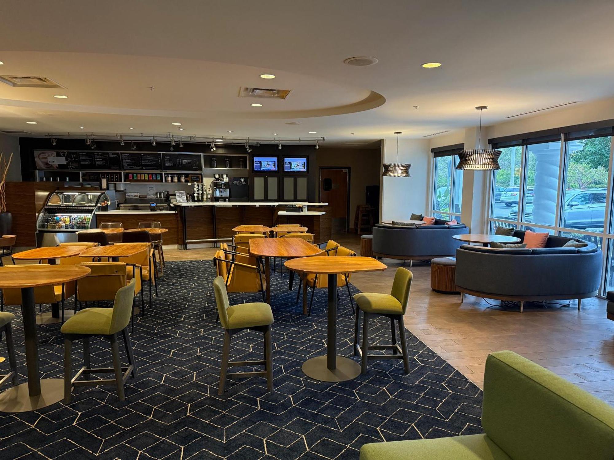 Courtyard Myers At I-75 And Gulf Coast Town Center Hotel Estero