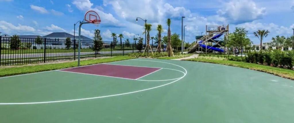 Brand New Storey 5 Bedroom With Pool Holiday home Kissimmee