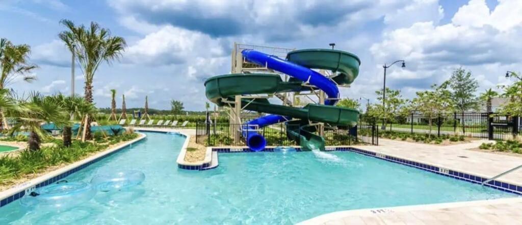 Brand New Storey 5 Bedroom With Pool Kissimmee