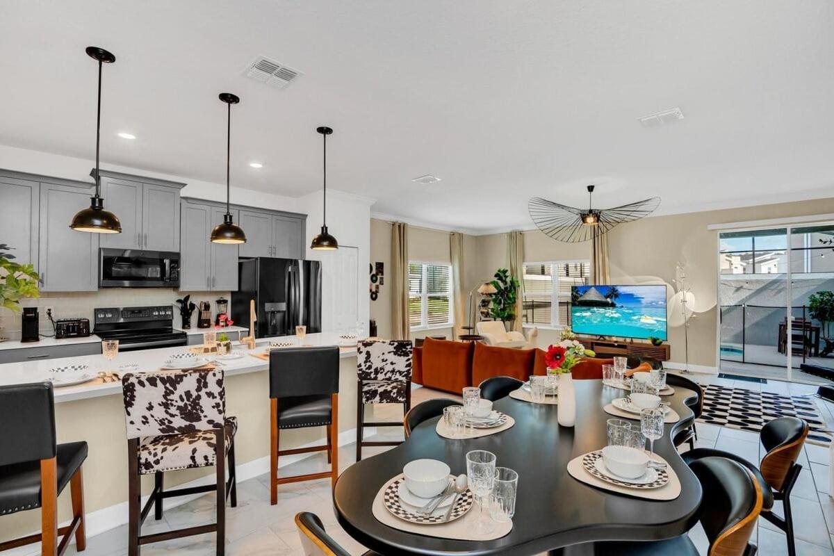 Brand New Storey 5 Bedroom With Pool Kissimmee