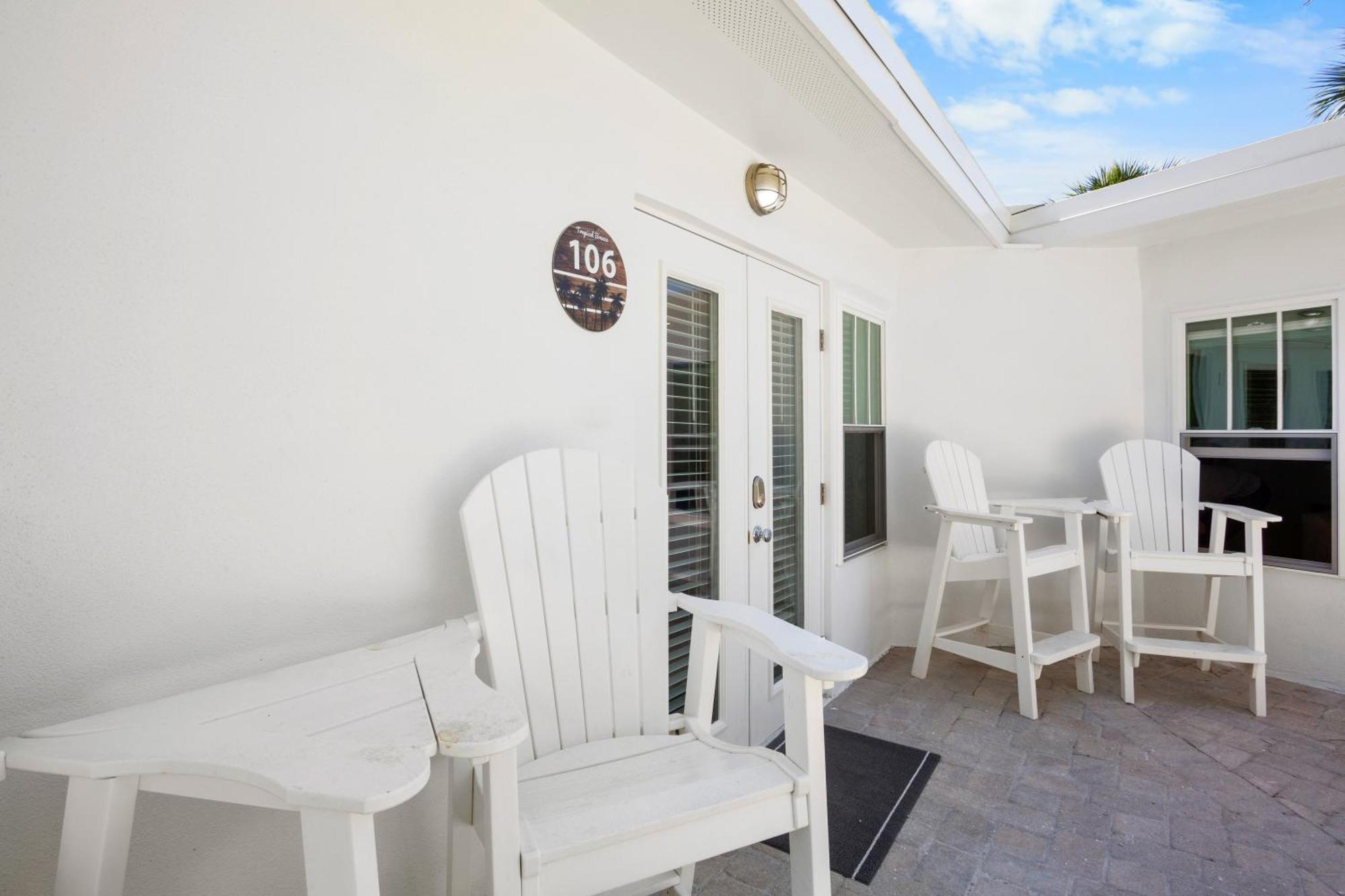 Aparthotel Tropical Breeze 3*