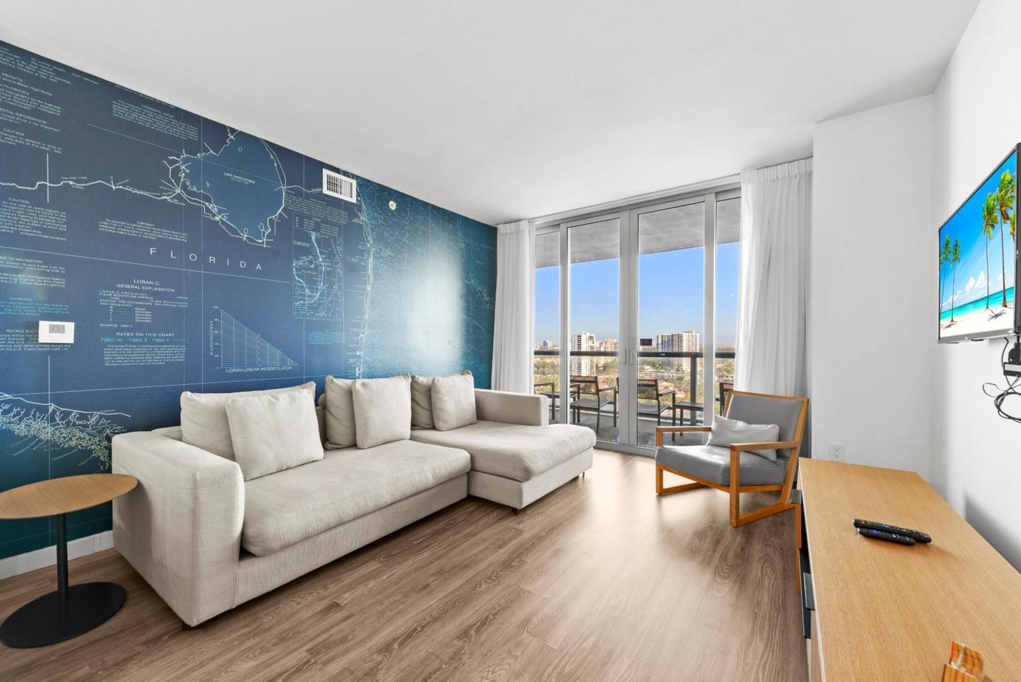 Aparthotel Water View Building With Pool - 5-min Walk To The *