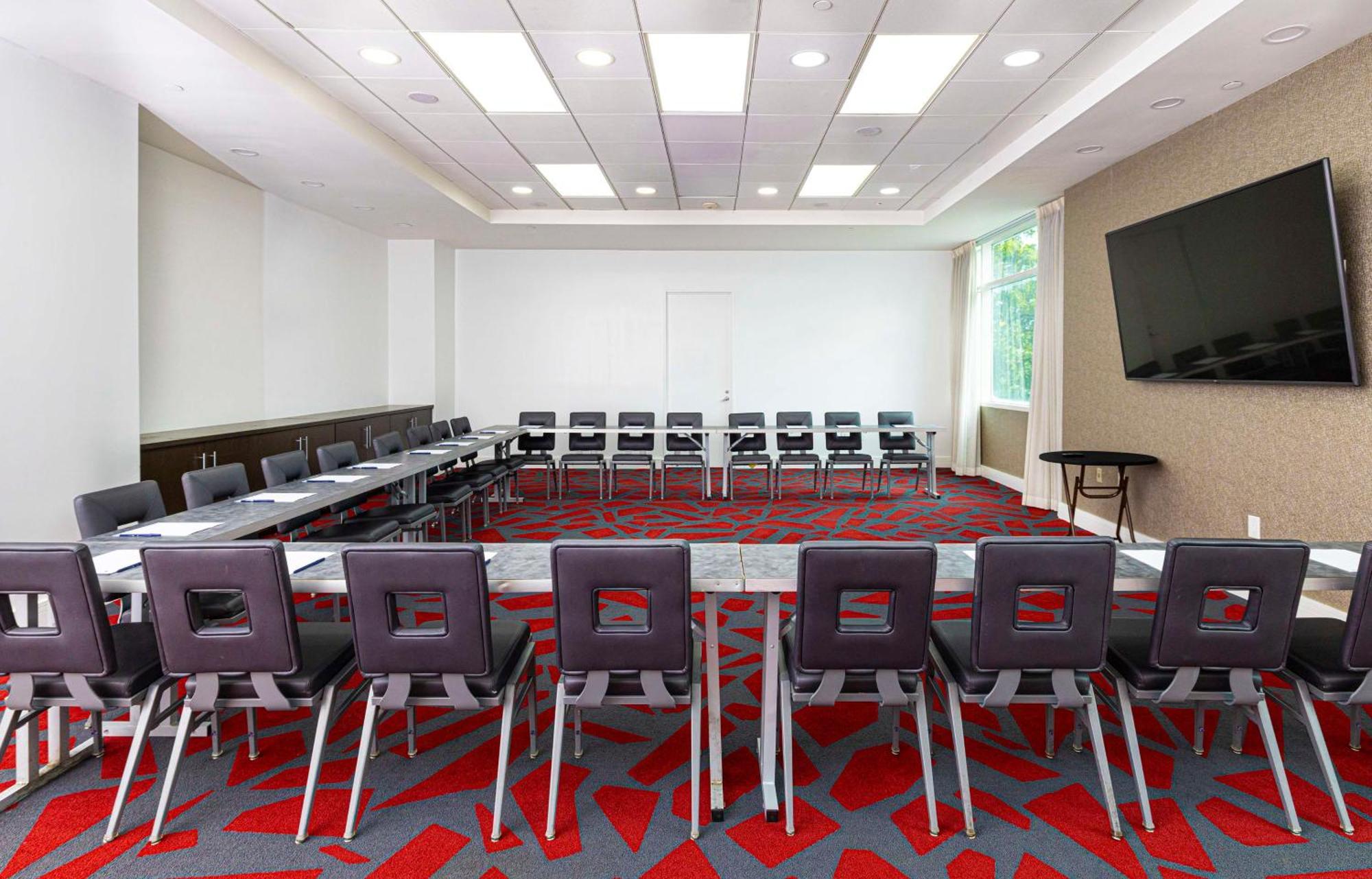 Gallery One - A Doubletree By Hilton 4*