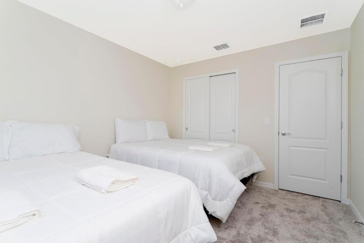 7220ol Fantastic Single Family Close To Parks * Davenport