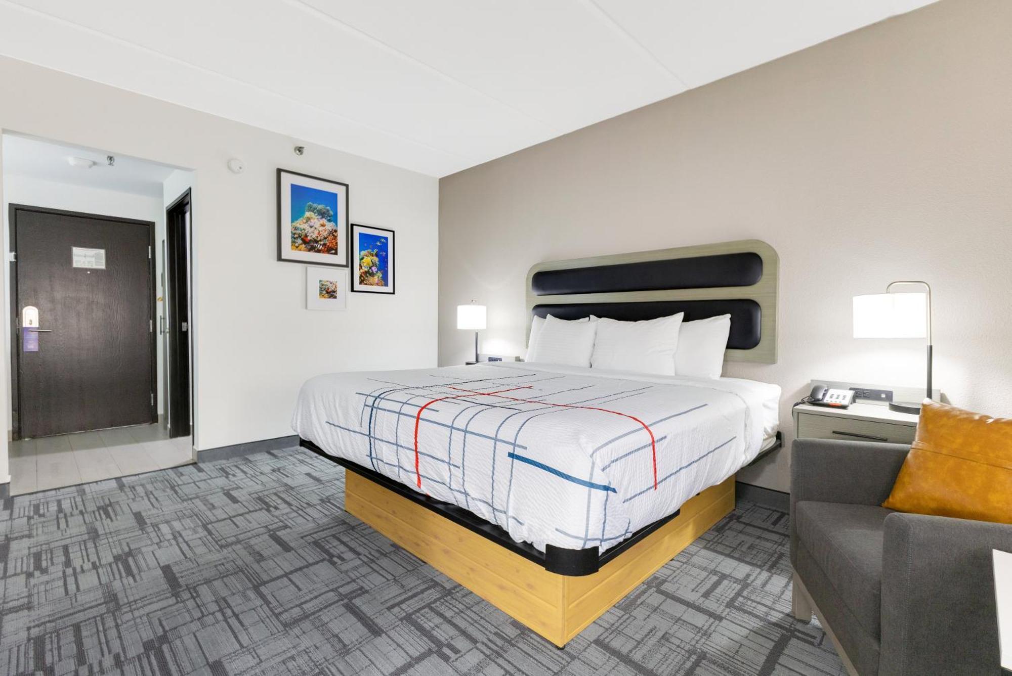La Quinta & By Wyndham Mandarin 3*