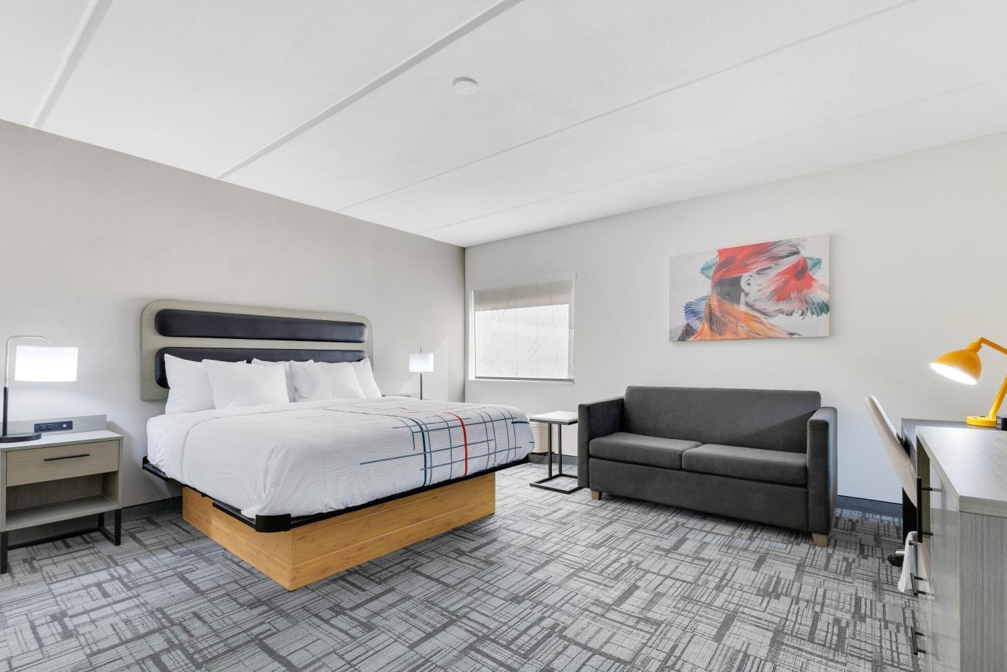 Hotel La Quinta & By Wyndham Mandarin 3*