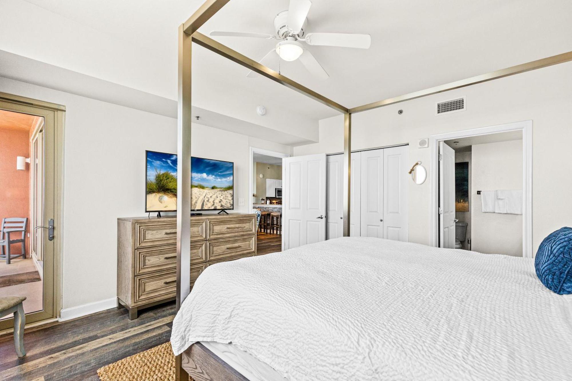 Pelican's Pointe At The Shores Apartment *