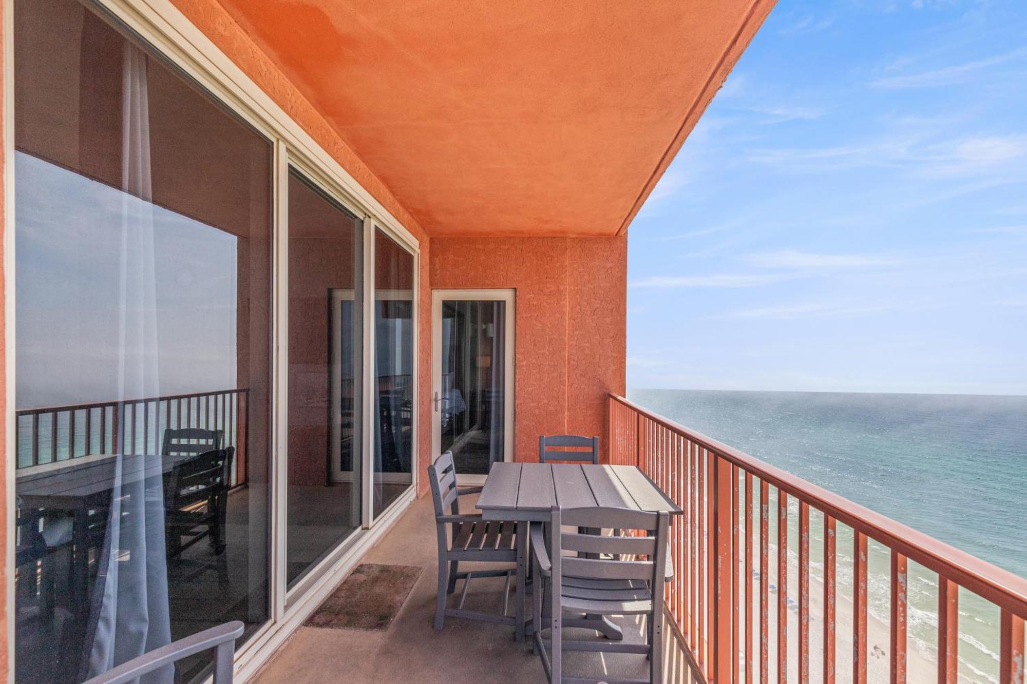 Pelican's Pointe At The Shores