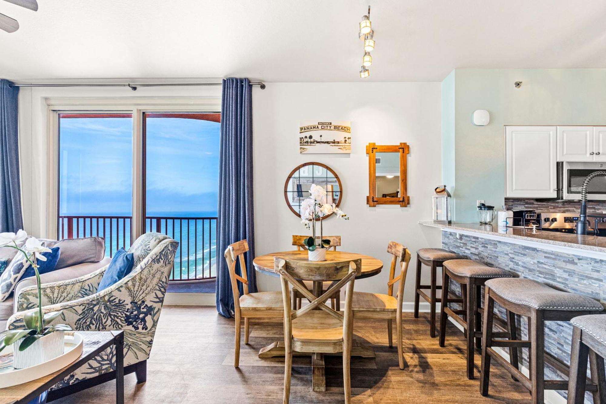 Pelican's Pointe At The Shores Apartment