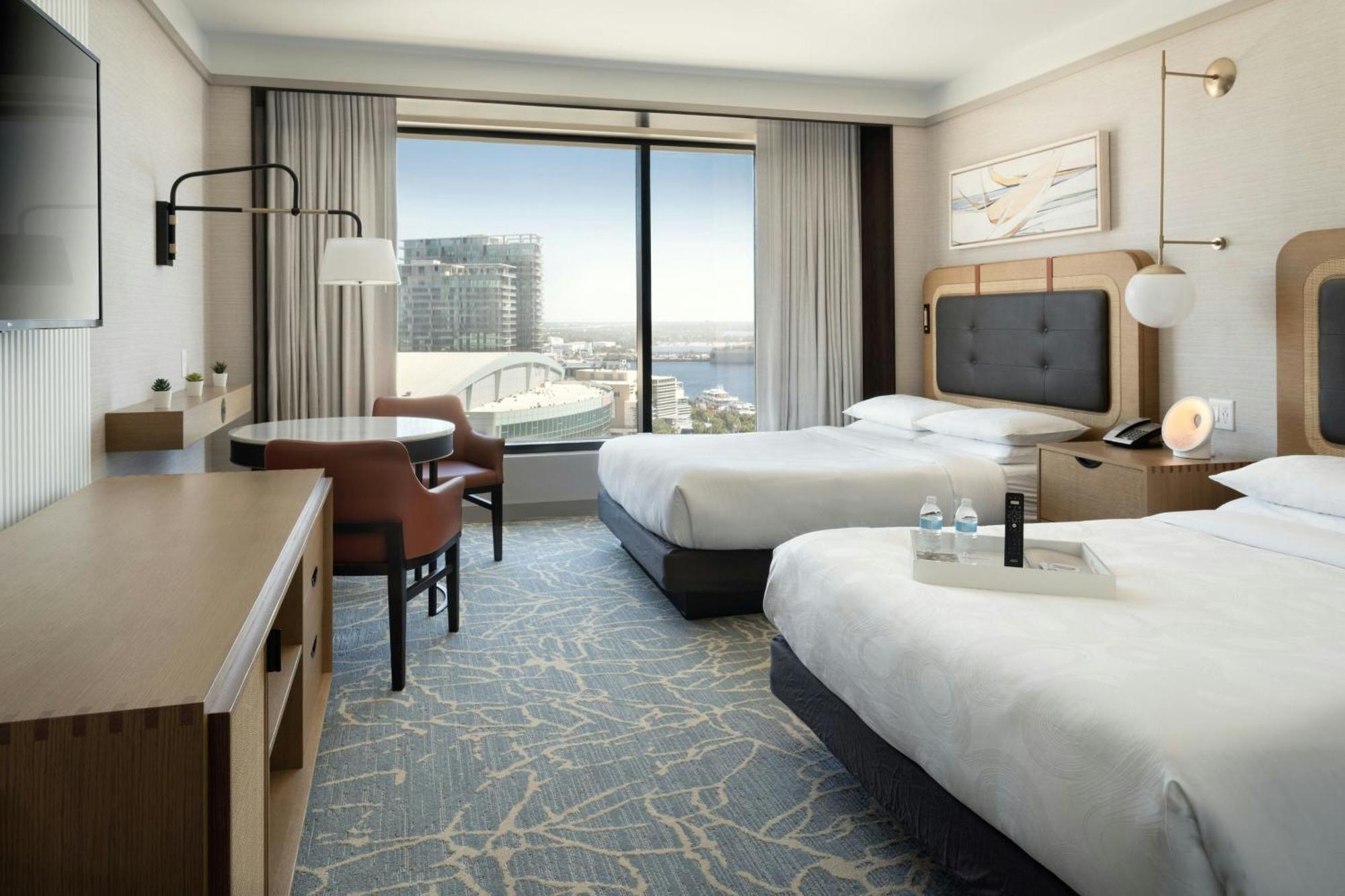 Jw Marriott Water Street Hotel