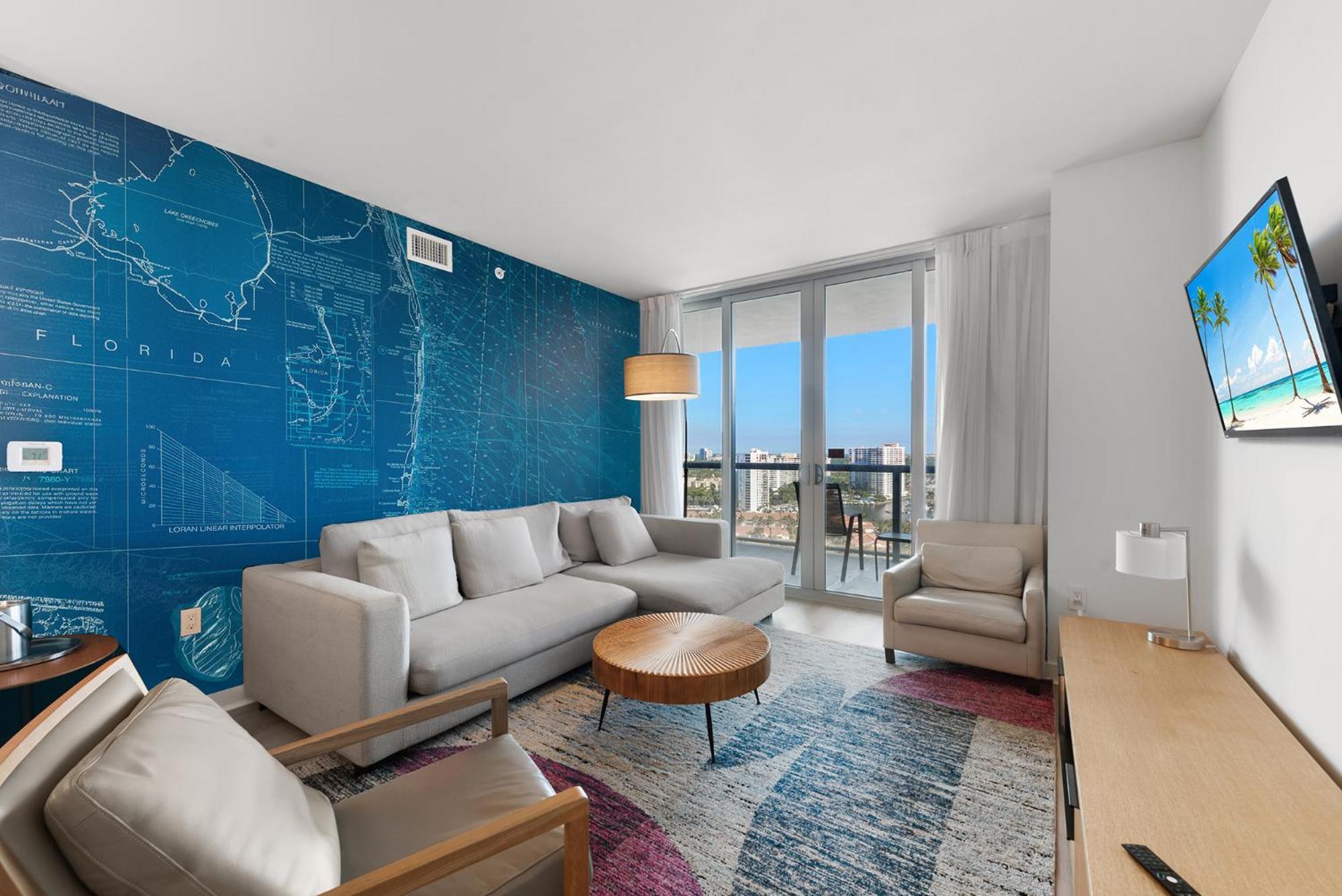 Water View Building With Pool - 5-min Walk To The *